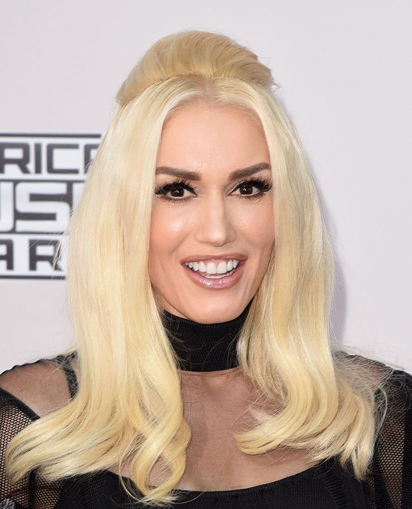 Gwen Stefani kommt zu den American Music Awards 2015 im Microsoft Theater am 22. November 2015 in Los Angeles, Kalifornien. | Quelle: Getty Images