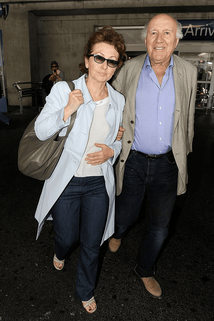 NICE, FRANCE - 11 MAI : Michel Piccoli et son épouse Ludivine Clerc le 11 mai 2011 à Nice, France. | Photo : Getty Images