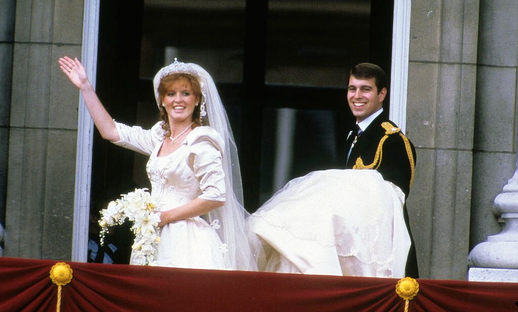 Sarah Ferguson and Prince Andrew on the balcony of Buckingham Palace after their wedding  | Getty Images