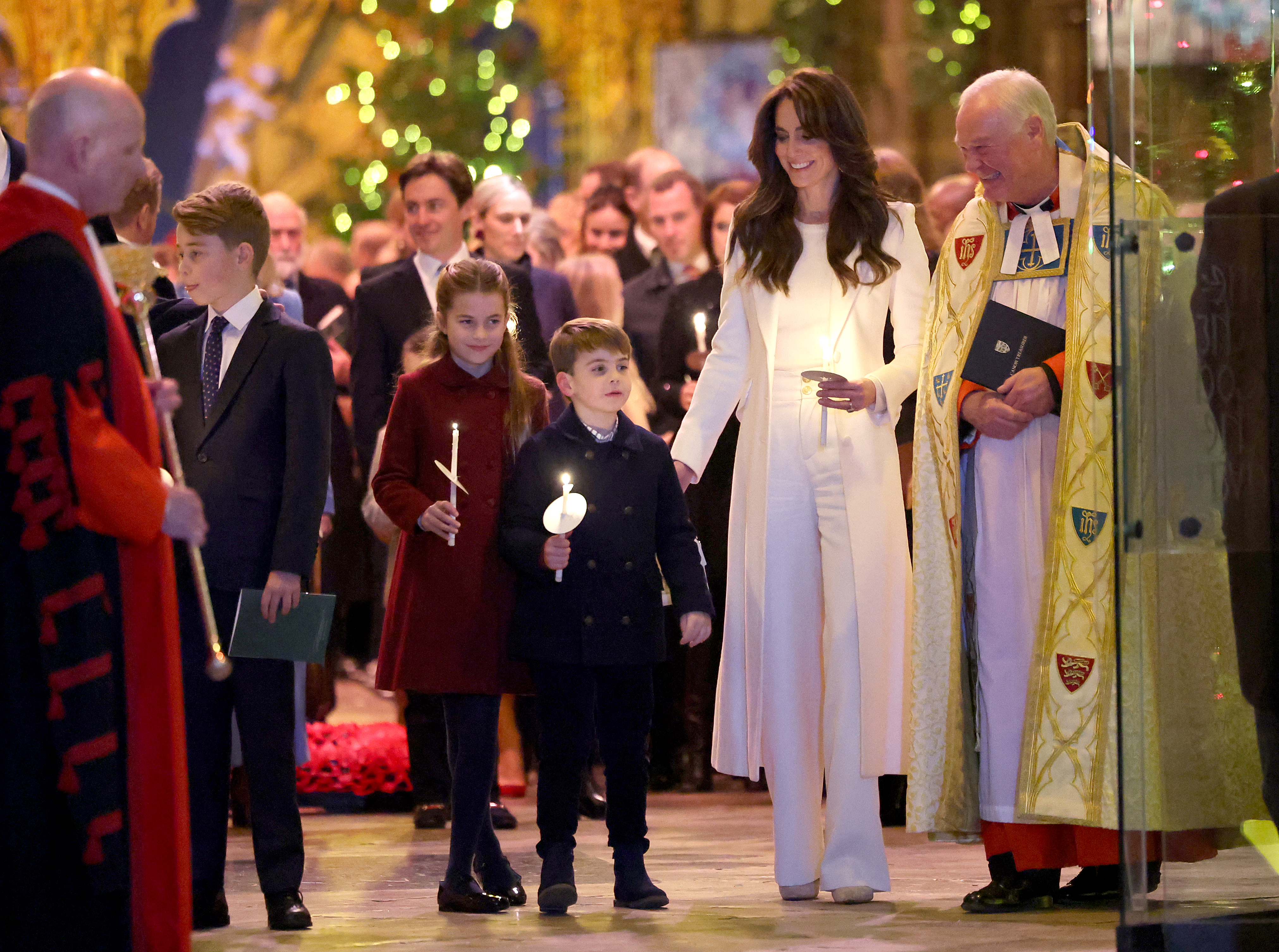 Catherine, Princess of Wales, Prince Louis of Wales, Princess Charlotte of Wales and Prince George of Wales at the Carol Service at Westminster Abbey on December 08, 2023 in London, England | Source: Getty Images