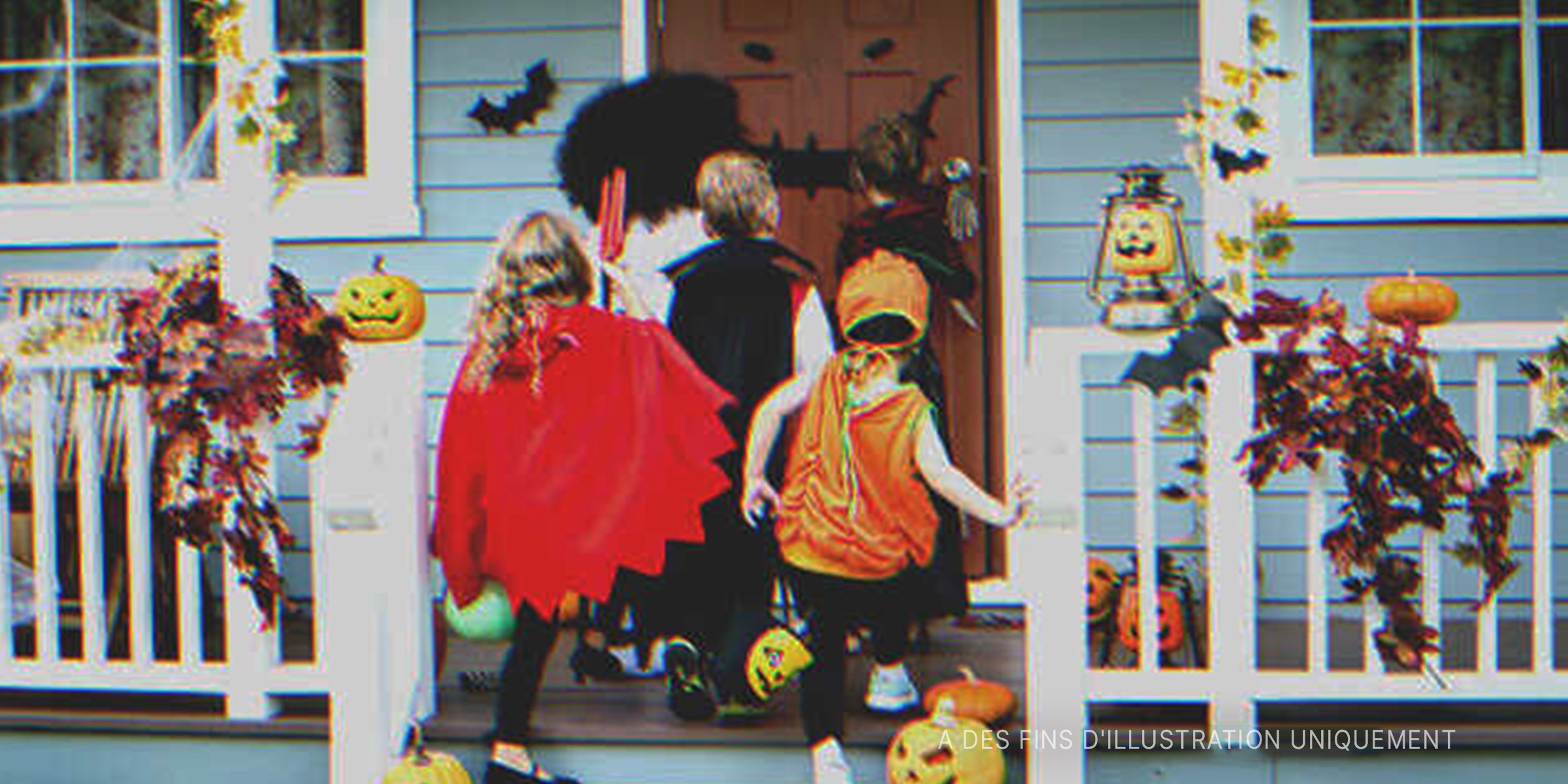 Des enfants faisant du porte-à-porte à Halloween | Source : Shutterstock 