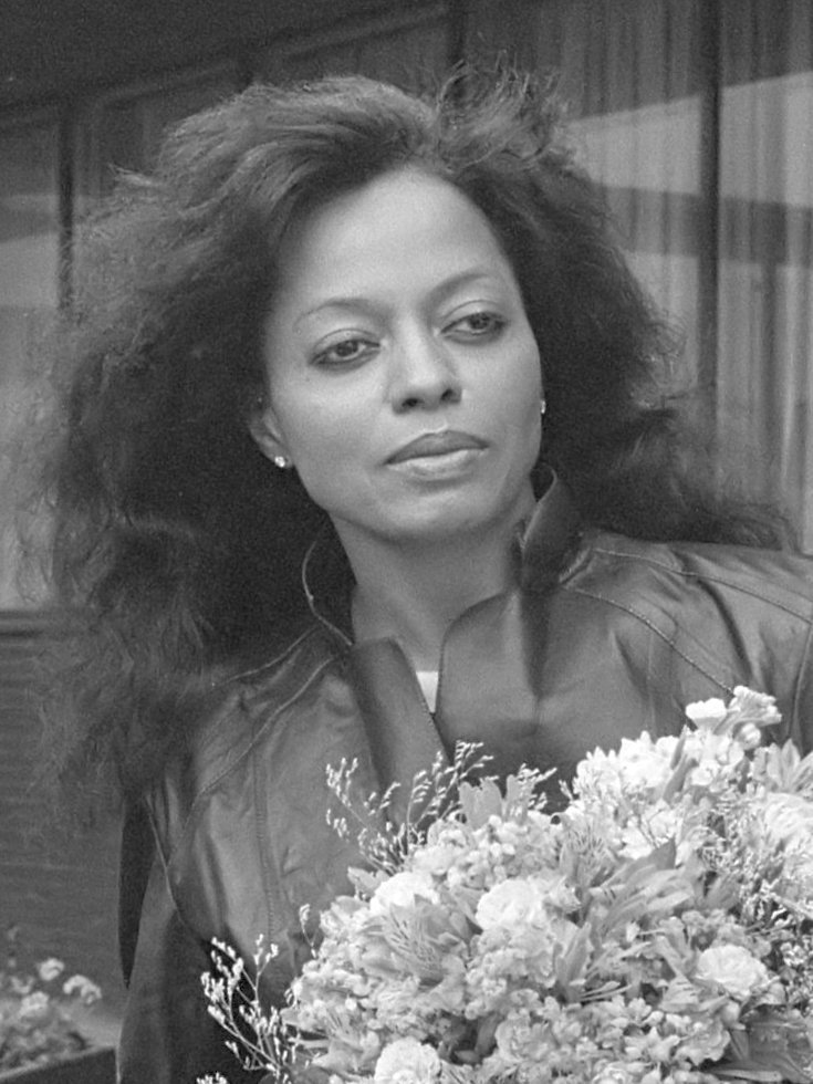 Diana Ross (zangeres) op Schiphol 12 juni 1982. | Photo: Wikimedia Common Images