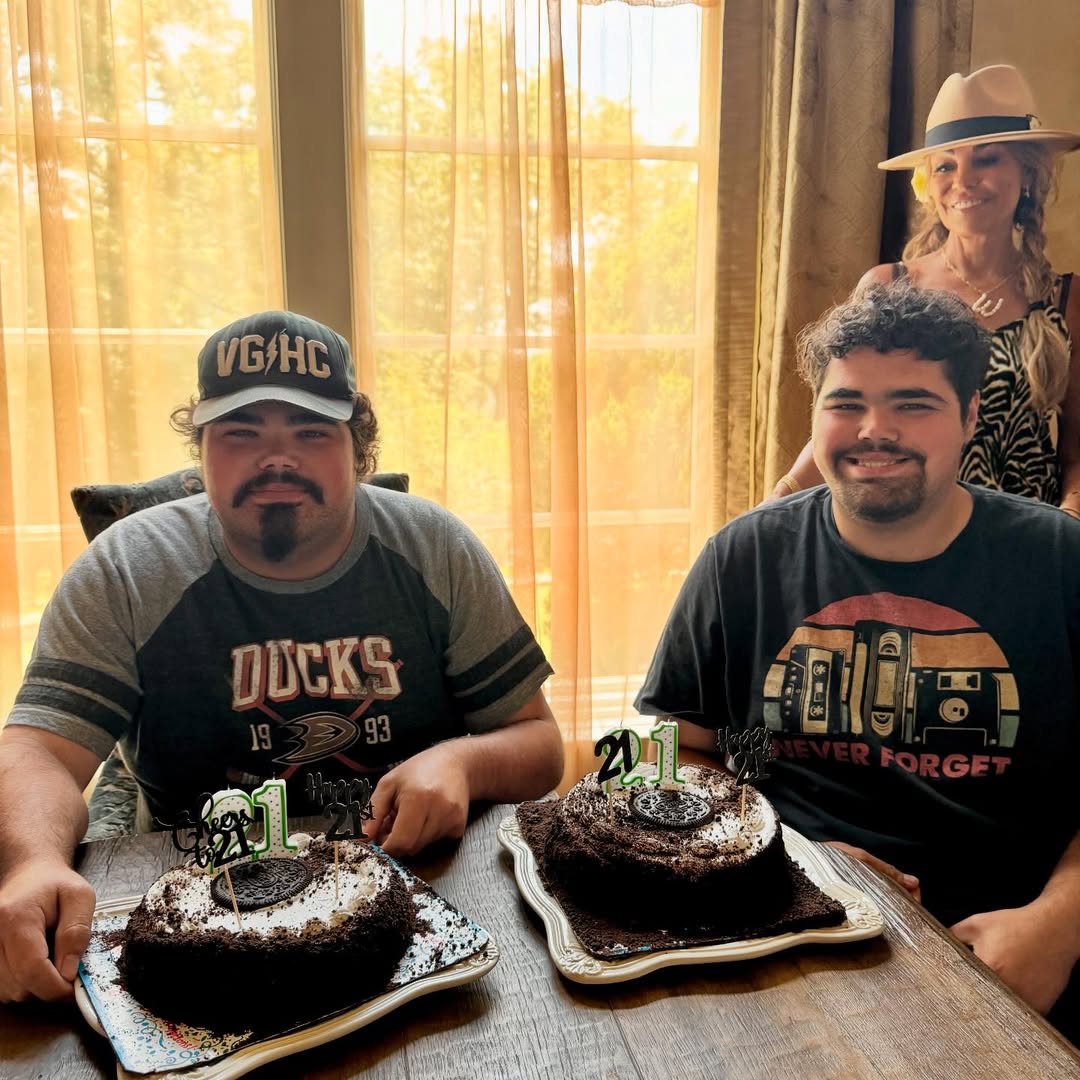 Kenny Rogers and Wanda Miller's twin sons, Justin and Jordan, from a post dated July 8, 2025. | Source: Instagram/_kennyrogers