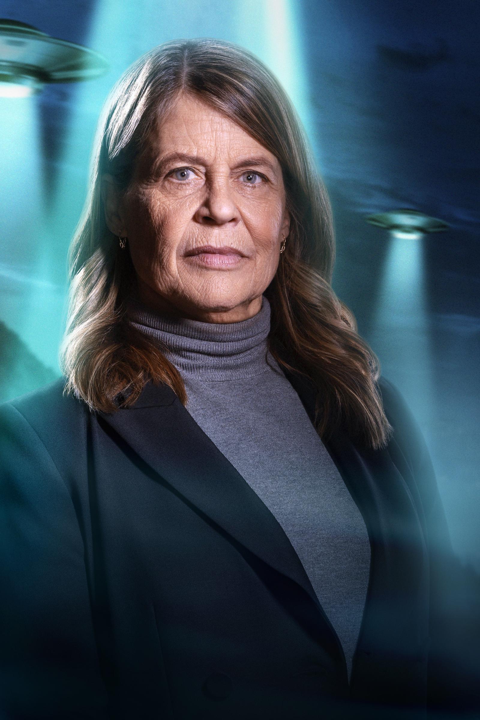 Linda Hamilton as General Eleanor Wright on season three of Resident Alien. | Source: Getty Images