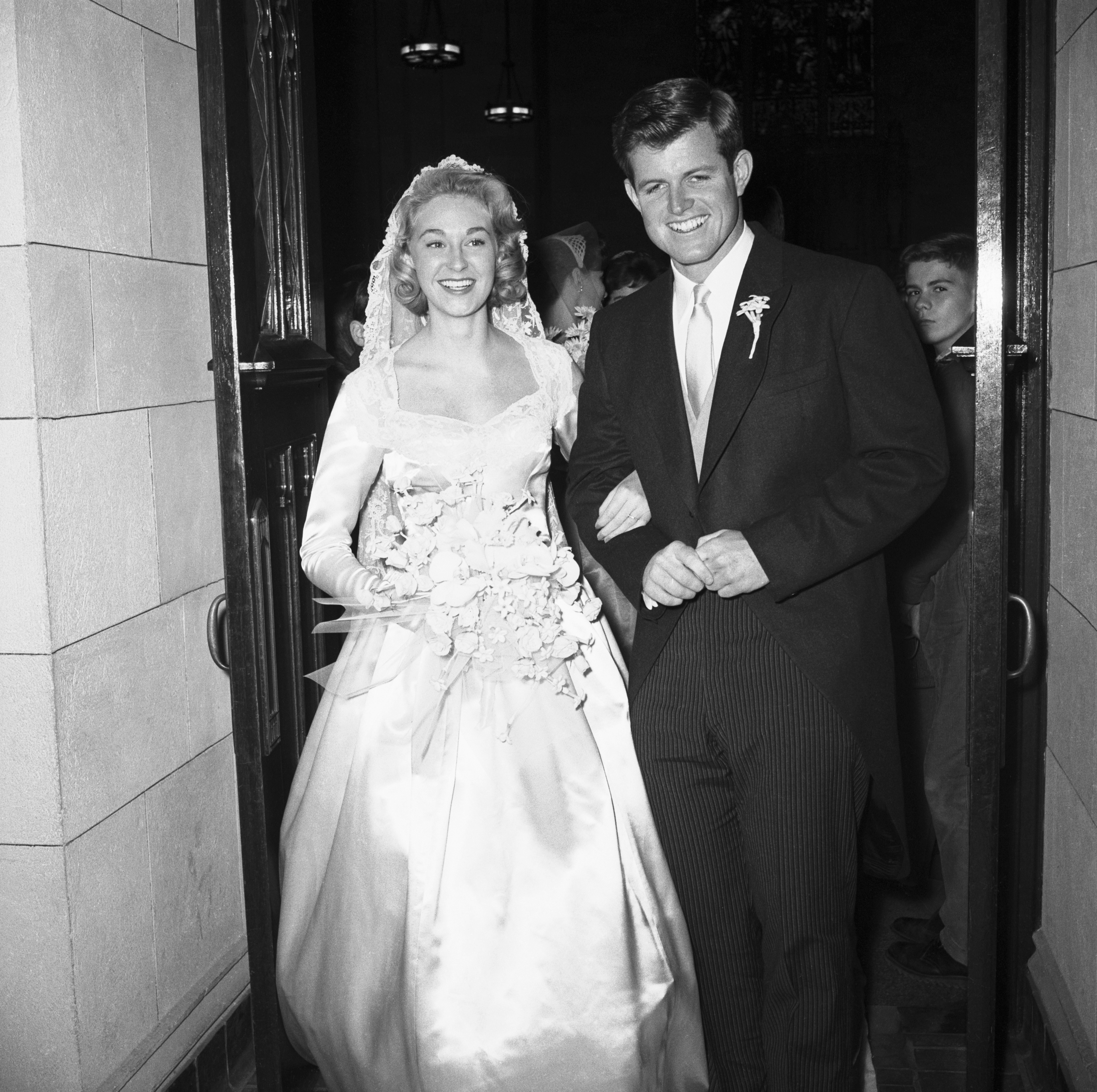 Joan and Ted Kennedy after their wedding ceremony at St. Joseph's Church on November 29, 1958. | Source: Getty Images