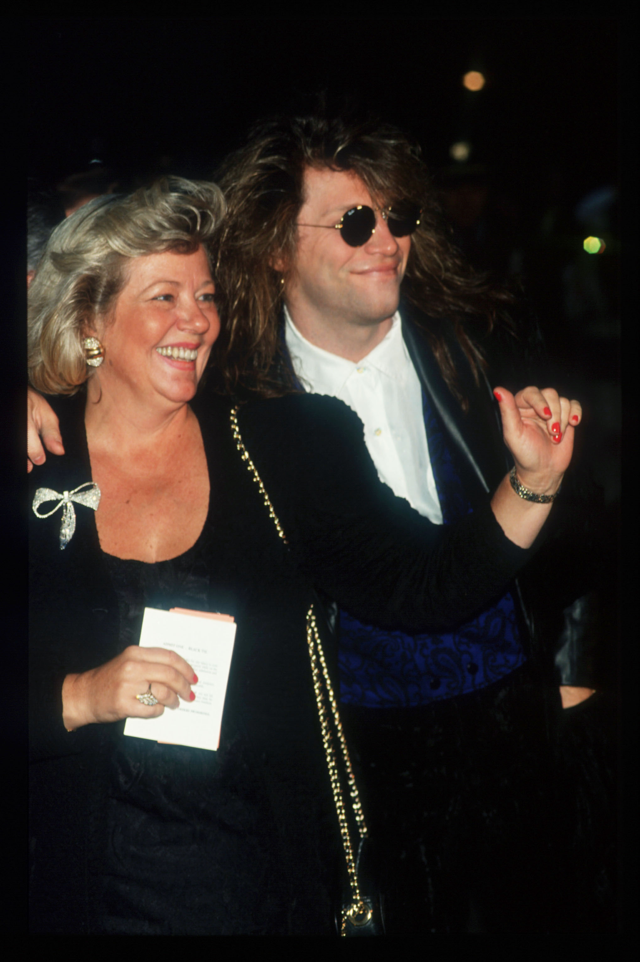 Jon Bon Jovi and his mother attend the Grammy Awards February 20, 1991, in New York City. | Source: Getty Images