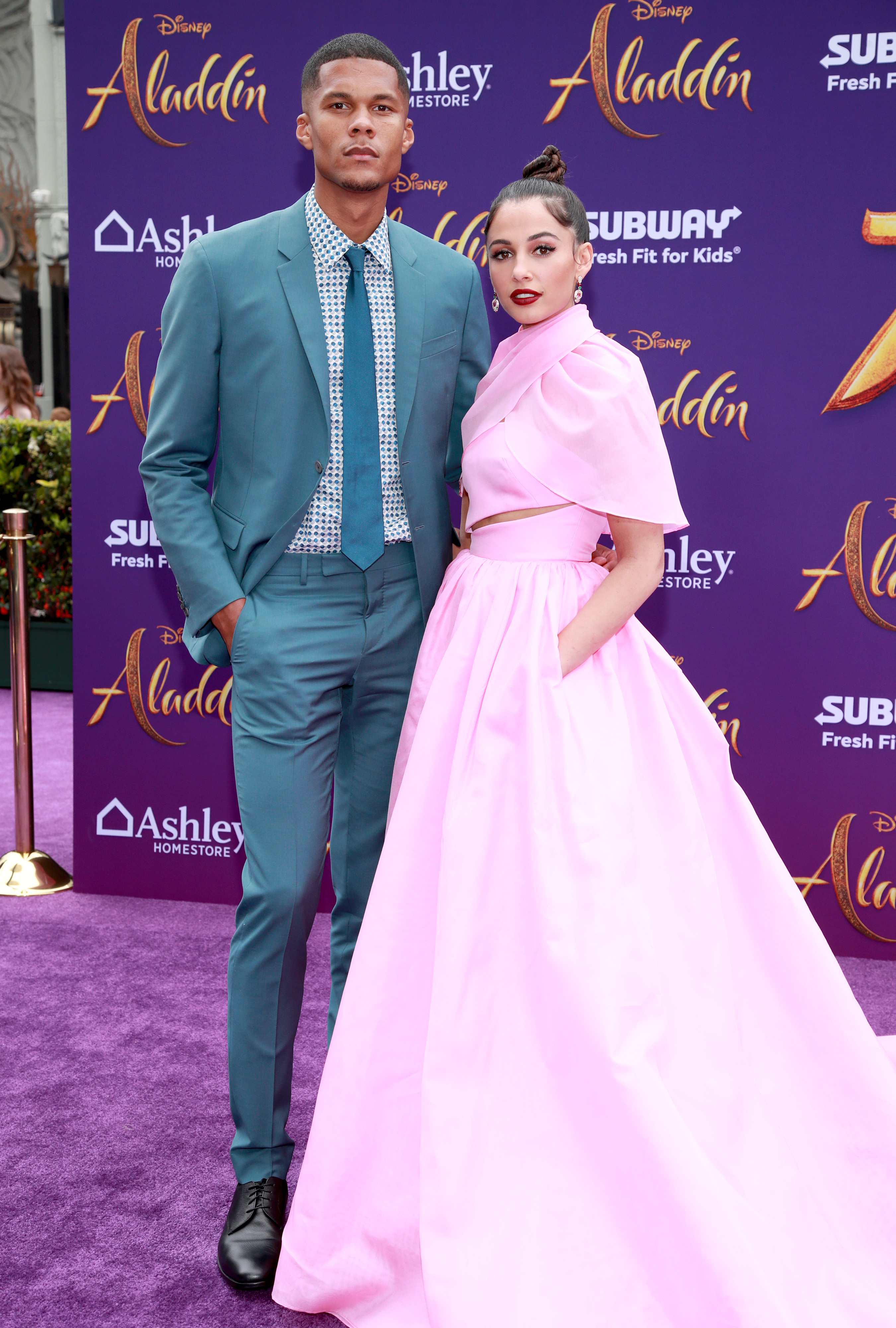 Jordan Spence and Naomi Scott pose at the premiere of Disney's "Aladdin" on May 21, 2019, in Los Angeles, California | Source: Getty Images
