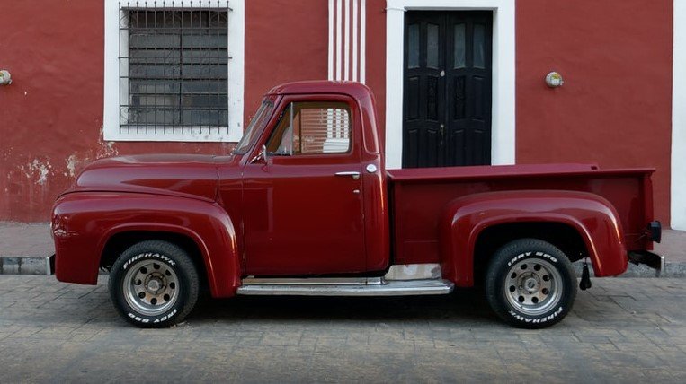 The old truck restored | Source: Unsplash