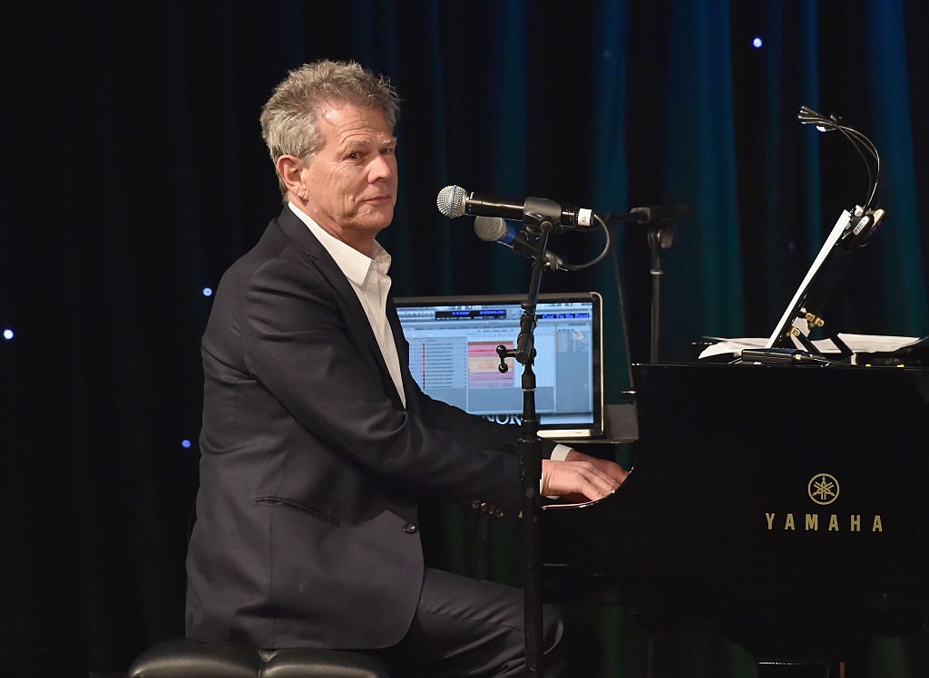 David Foster assiste au Gala de la promesse de LA 2015 à Universal Studios Hollywood le 30 septembre 2015 à Universal City, en Californie. | Photo : Getty Images