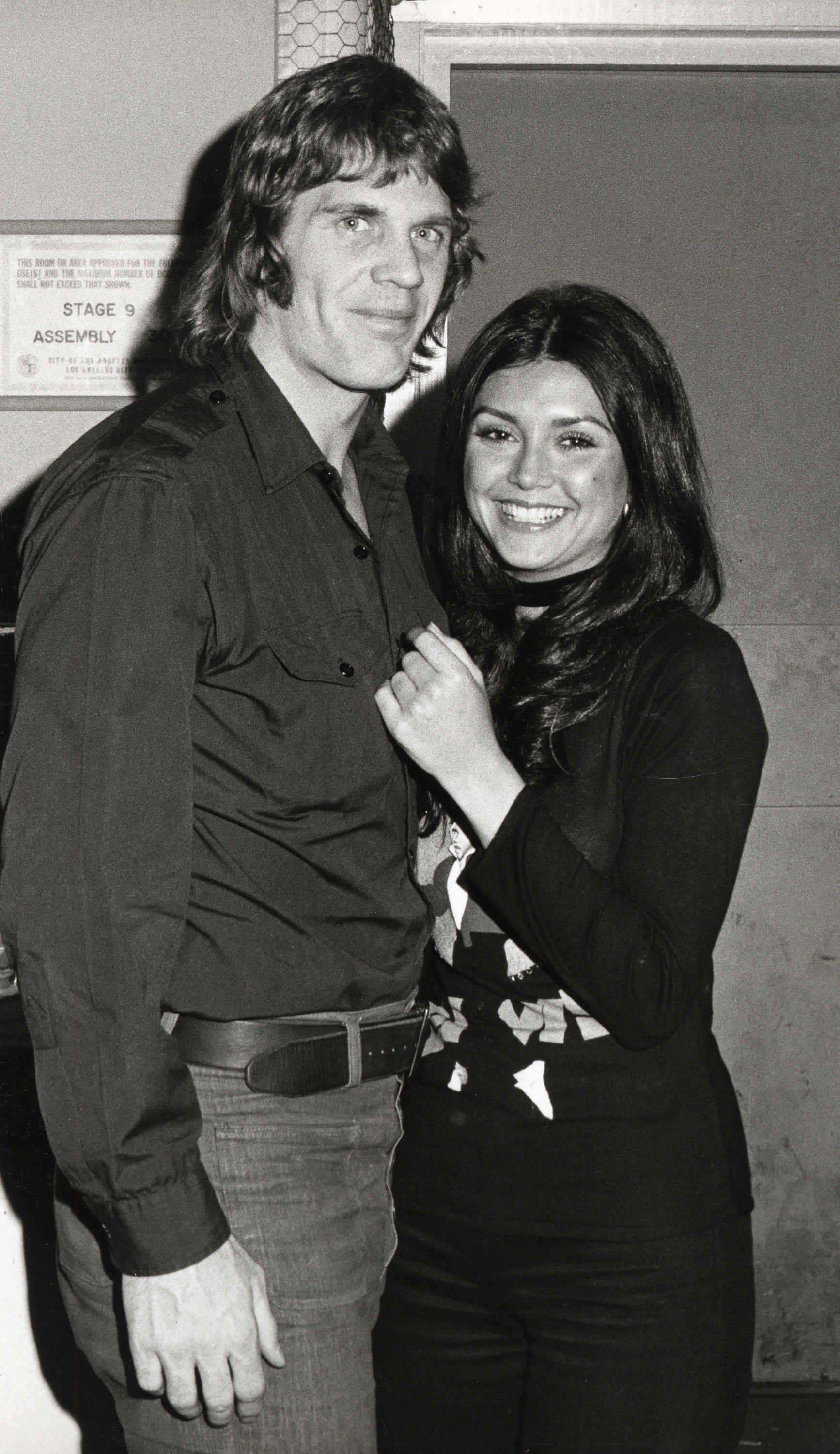 Lance Rentzel and Victoria Principal at an Easter Seals Telethon on April 7, 1973 | Source: Getty Images