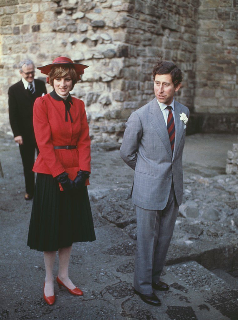 Princess Diana and Prince Charles at Caernarvon Castle on October 27, 1981 | Source: Getty Images