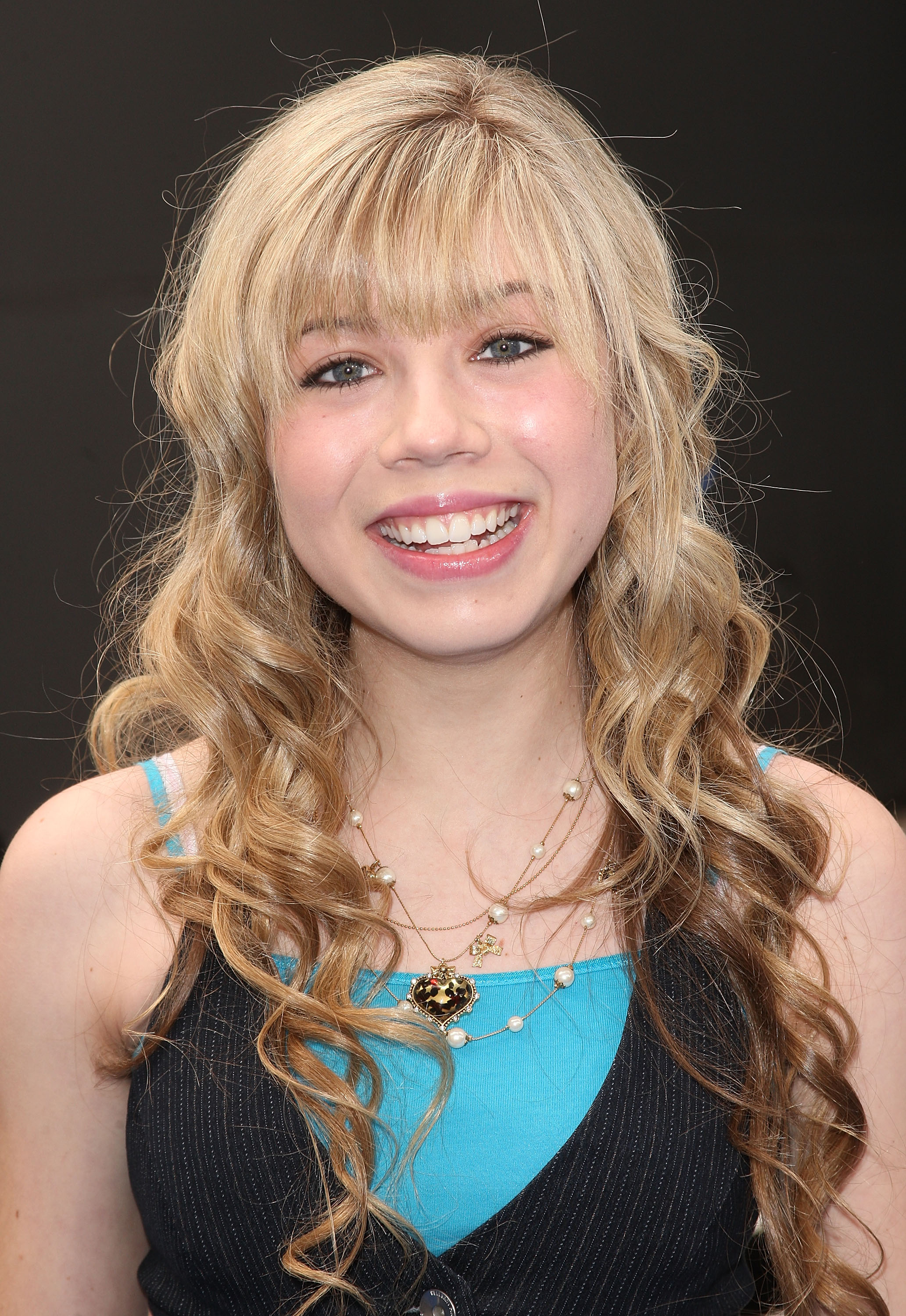 Jennette McCurdy attends the premiere of "Monsters Vs. Aliens" on March 22, 2009 in Universal City, California | Source: Getty Images