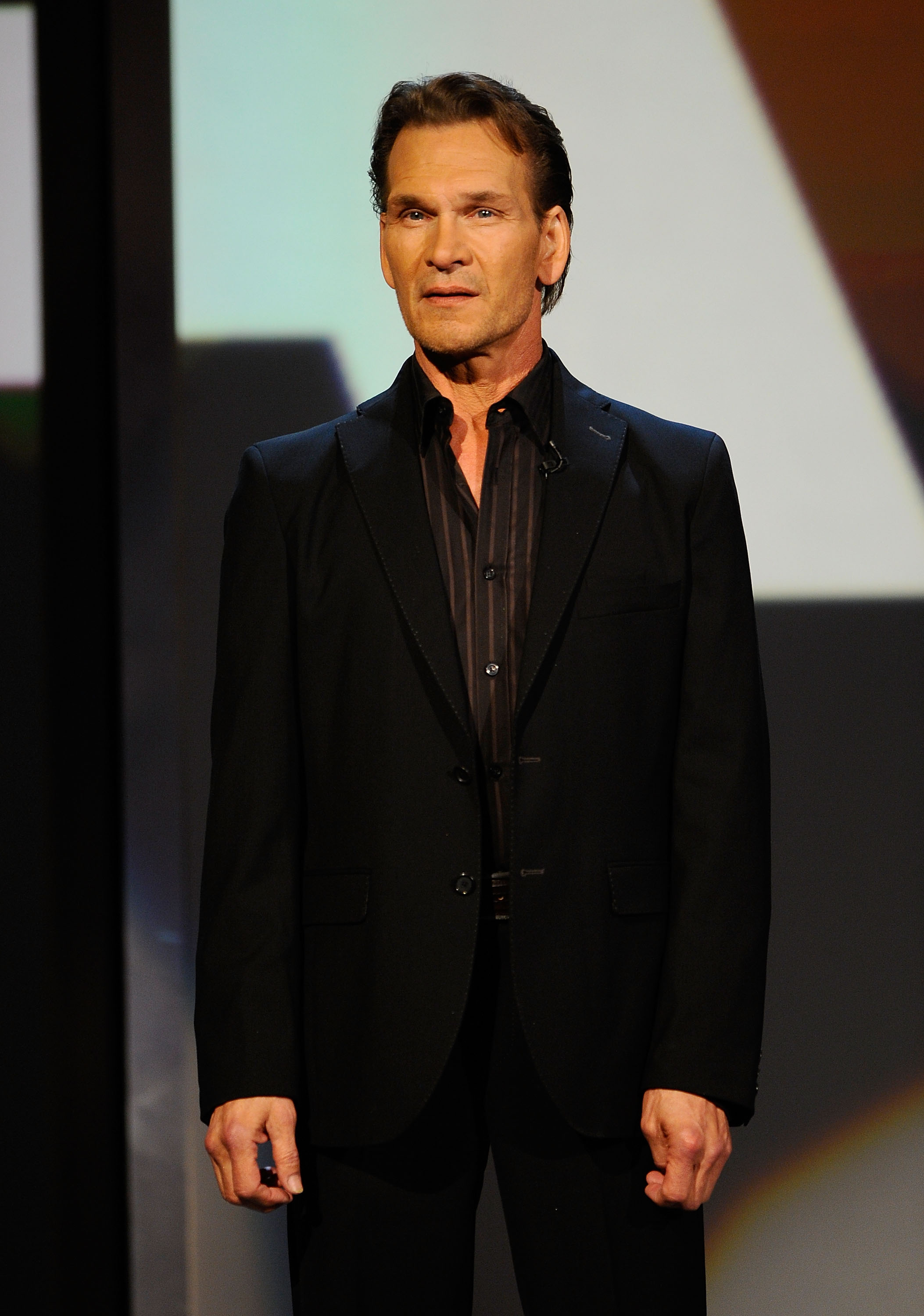 Patrick Swayze attends Stand Up To Cancer on September 5, 2008 in Hollywood, California. | Source: Getty Images