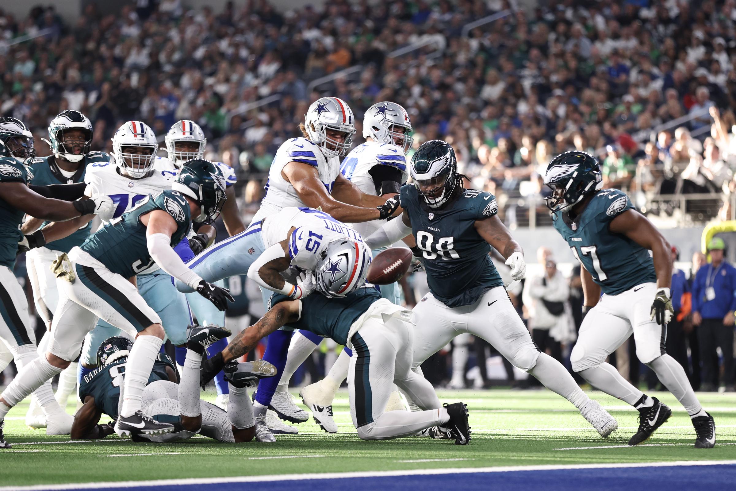 Dallas Cowboys and Philadelphia Eagles face off at AT&T Stadium in Arlington, Texas, on November 10, 2024 | Source: Getty Images