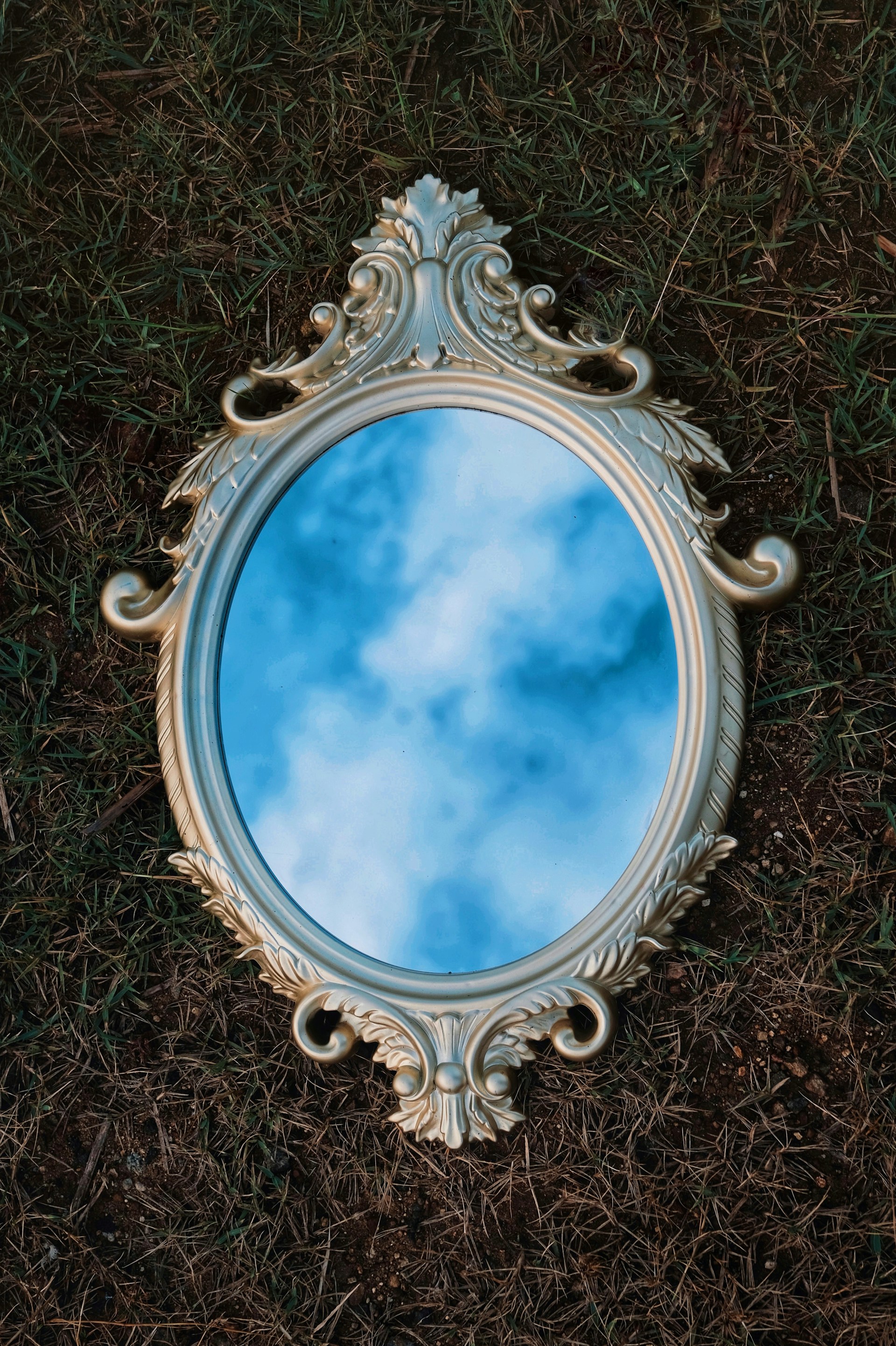 A mirror | Source: Unsplash