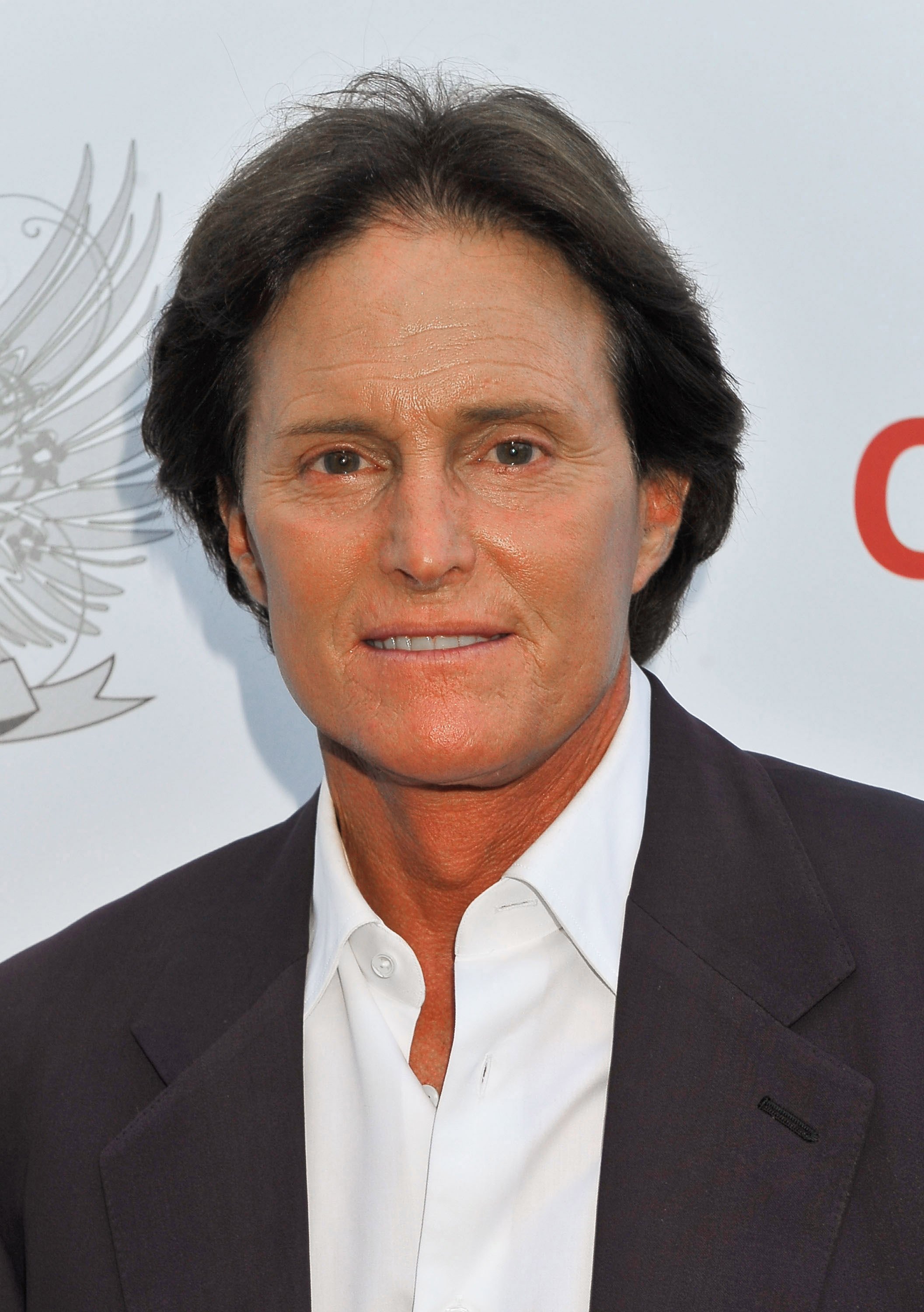  Bruce Jenner arrives at the Aces & Angels Celebrity Poker Party at The Playboy Mansion on July 11, 2009 | Photo: GettyImages