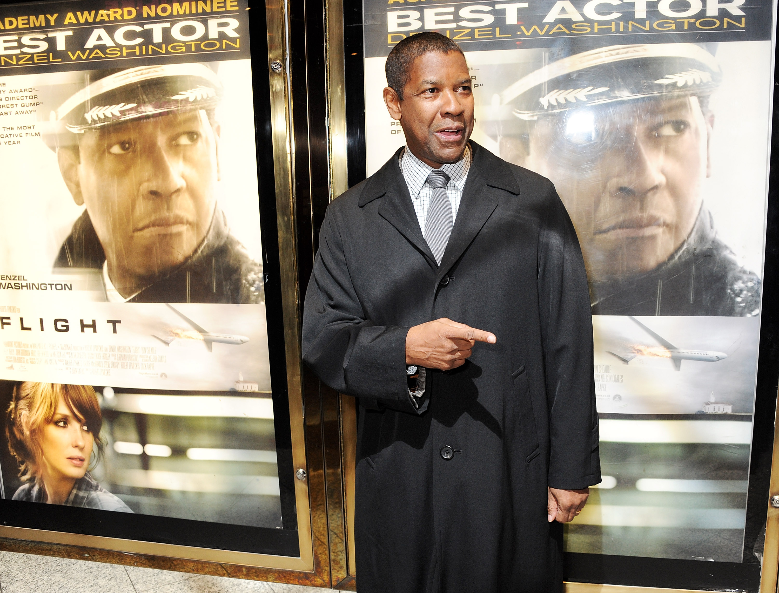 Denzel Washington attends the UK premiere of 'Flight' at the the Empire Leicester Square on January 17, 2013, in London, England. | Source: Getty Images