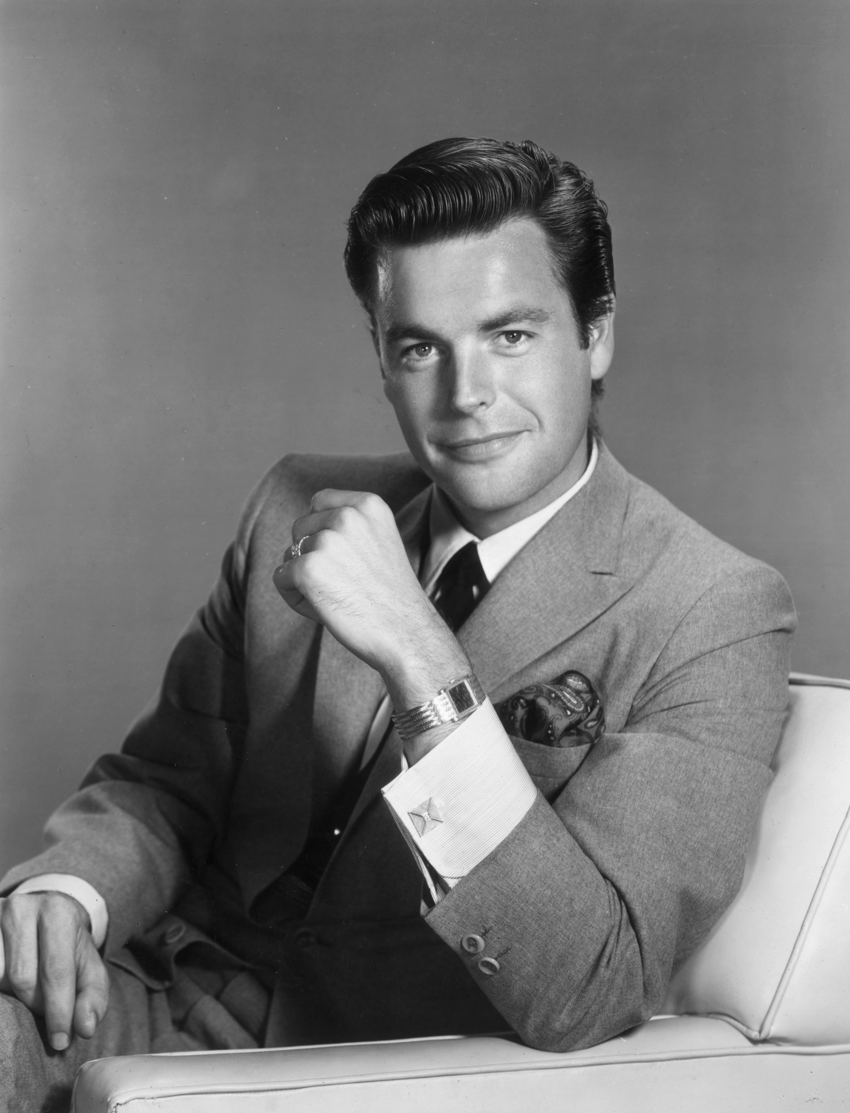 1960: American actor Robert Wagner in a promotional portrait for director Michael Anderson's film, "All the Fine Young Cannibals." | Source: Getty Images