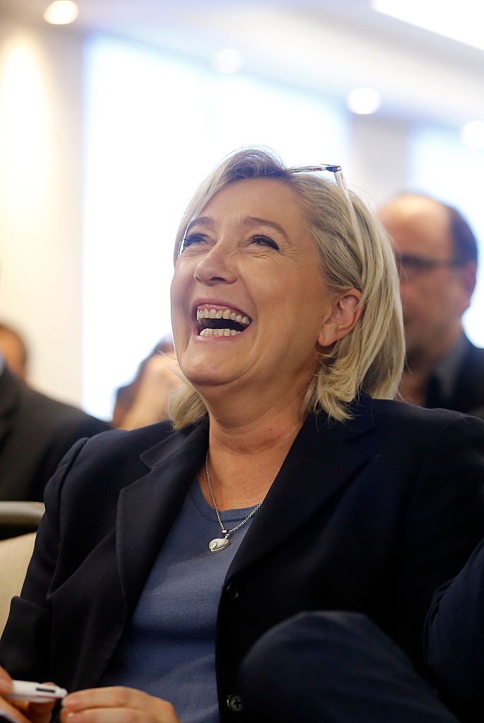 parti Marine Le Pen assiste à une réunion sur le thème "Écologie et développement" le 02 décembre 2016 à Paris, France. | Photo : Getty Images