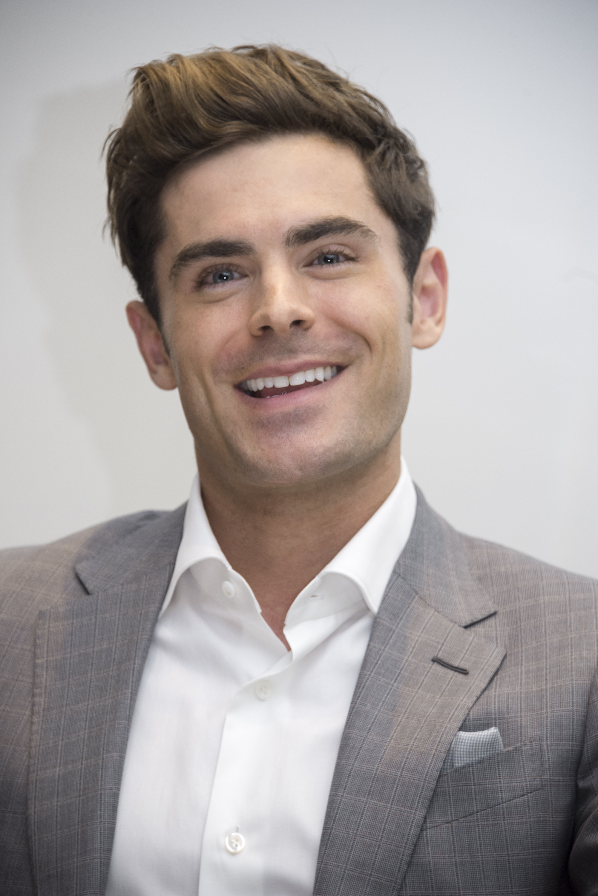 Zac Efron at a press conference for "The Greatest Showman" at the Four Seasons Hotel in Beverly Hills, California, on November 28, 2017 | Source: Getty Images