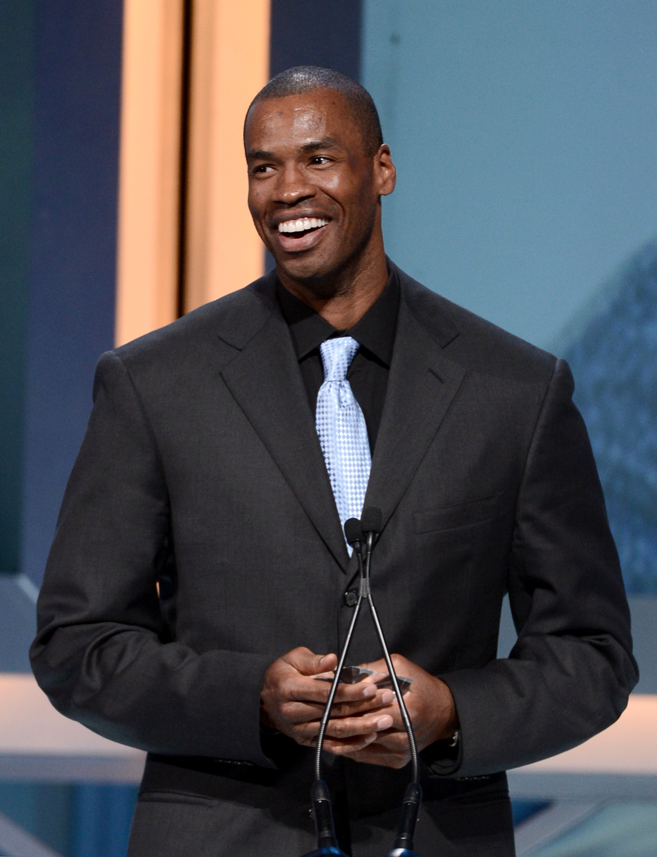 Jason Collins speaks onstage after receiving the Inspirational Athlete of the Year Award at the 28th Anniversary Sports Spectacular Gala on May 19, 2013 | Source: Getty Images