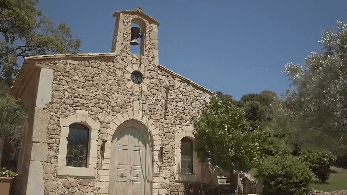 One of Johny Depp's guest houses that used to be a church on his French village | Source: Youtube.com/The Richest