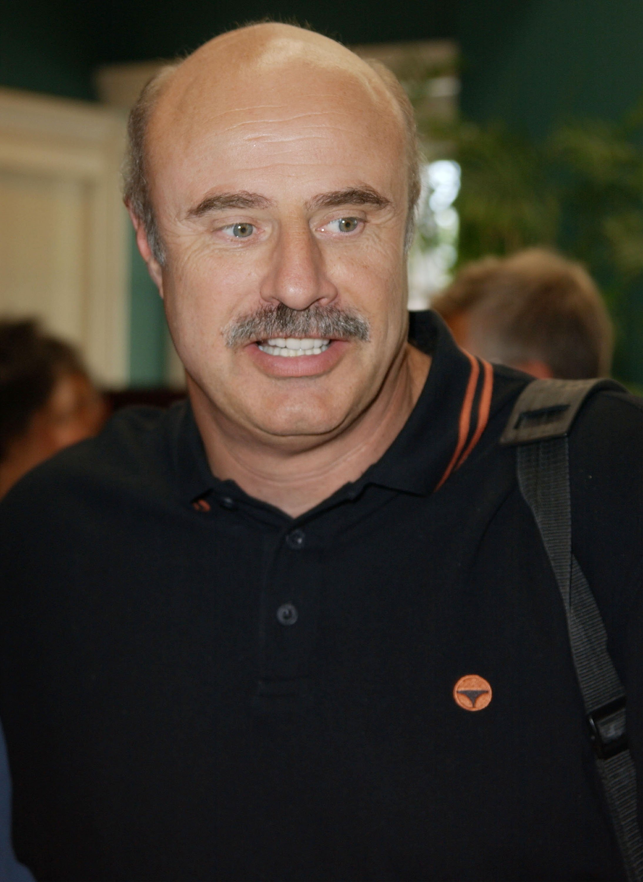 Dr. Phil McGraw at the Merv Griffin/Beverly Hills Country Club Celebrity Tennis Classic on September 21, 2002, in Los Angeles, California | Source: Getty Images