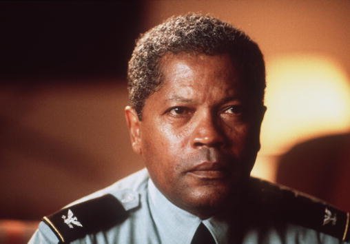 Clarence Williams III stars as Colonel Fowler in "The General's Daughter," circa 1999. | Photo: Getty Images