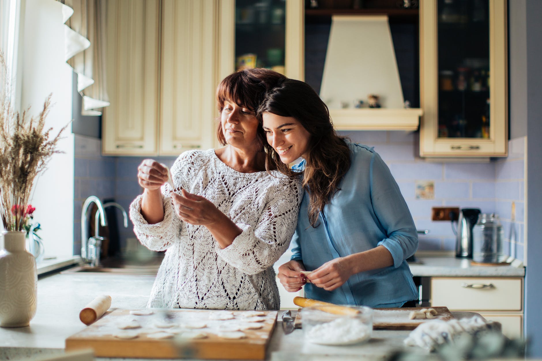 Lily thanked her mom for sending Elizabeth her way. | Source: Pexels