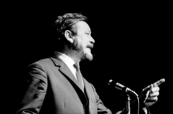 Boby Lapointe (1922-1972), auteur, compositeur et interprète français. |Photo : Getty Images.