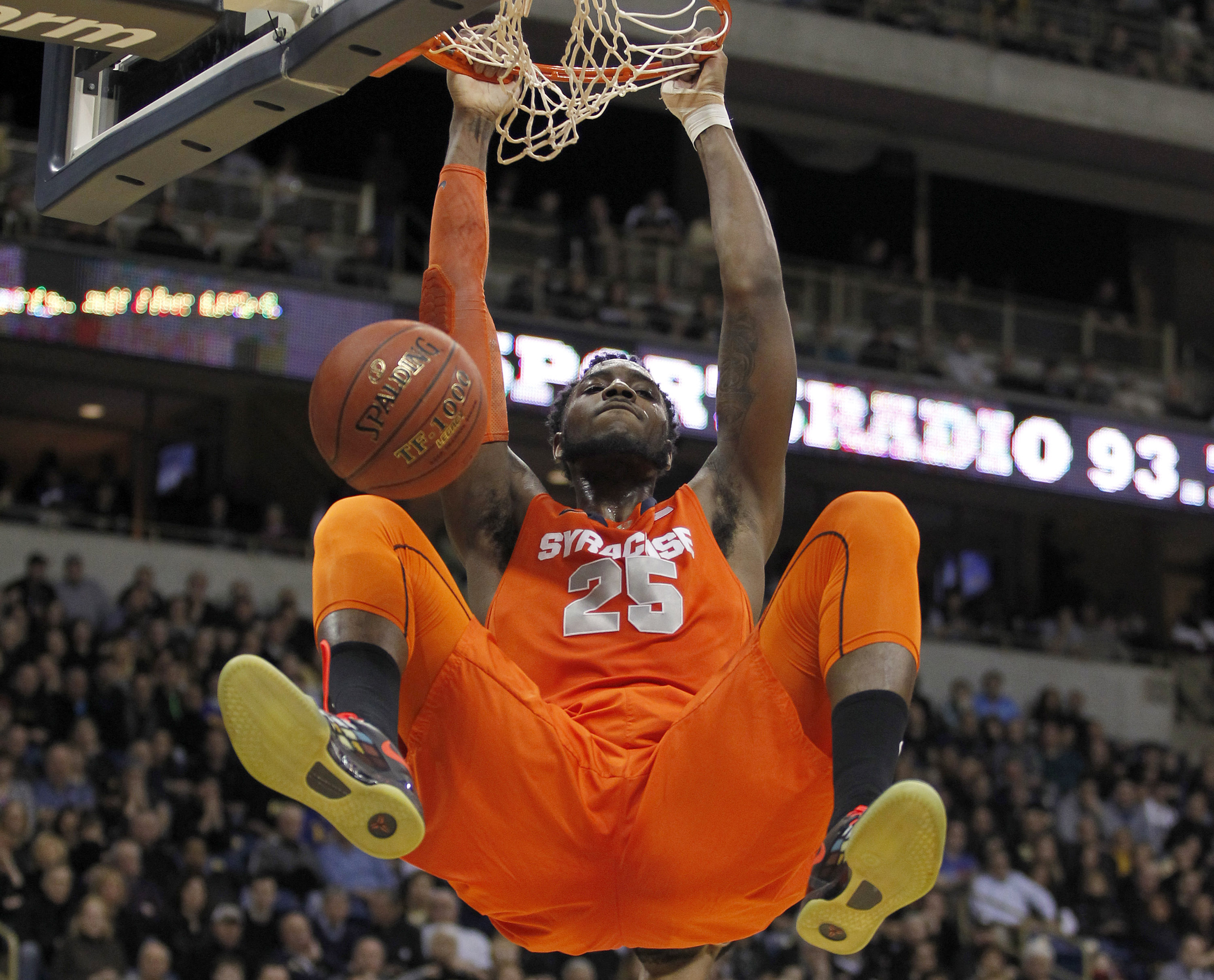 Rakeem Christmas #25 of the Syracuse Orange dunks the ball against the Pittsburgh Panthers during the game at Petersen Events Center, on February 7, 2015, in Pittsburgh, Pennsylvania. | Source: Getty Images