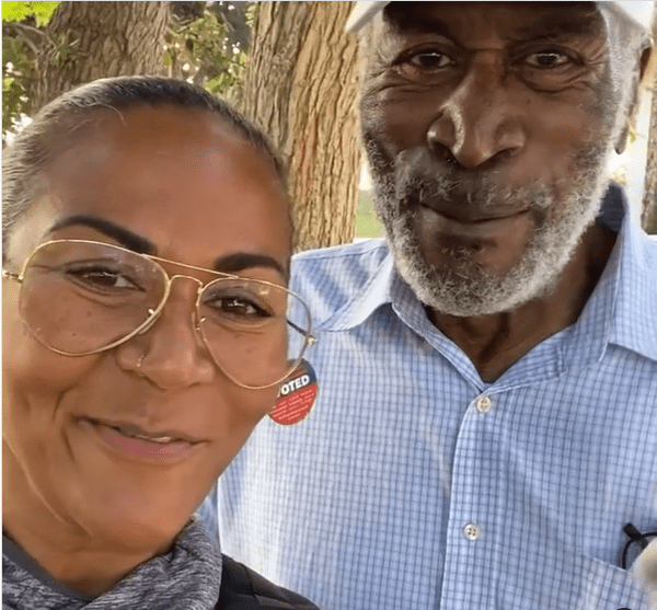 John Amos and his daughter Shannon share a video of themselves. | Source: Instagram/officialshannonamos