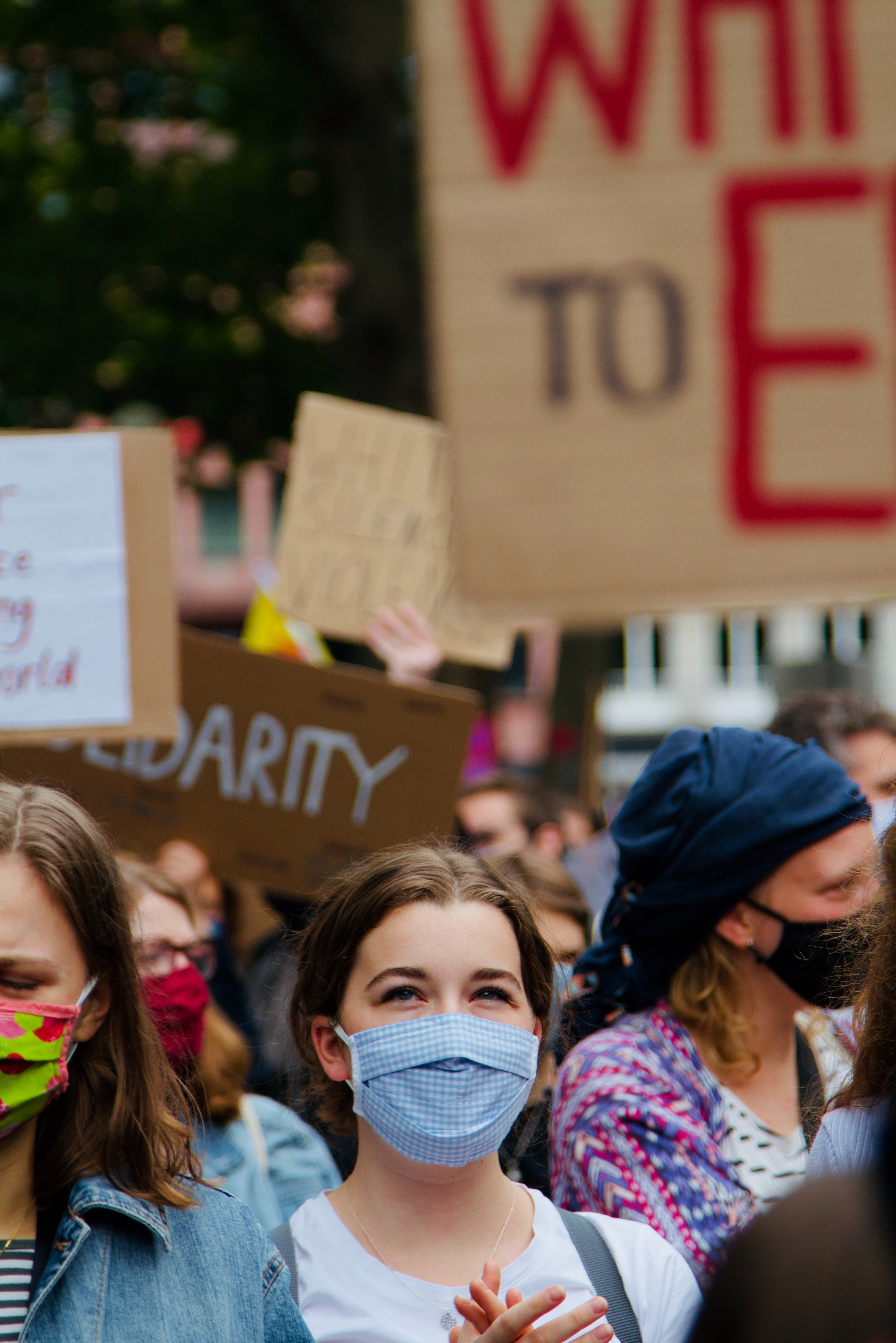 I was annoyed by the girl leading the protest | Photo: Unsplash