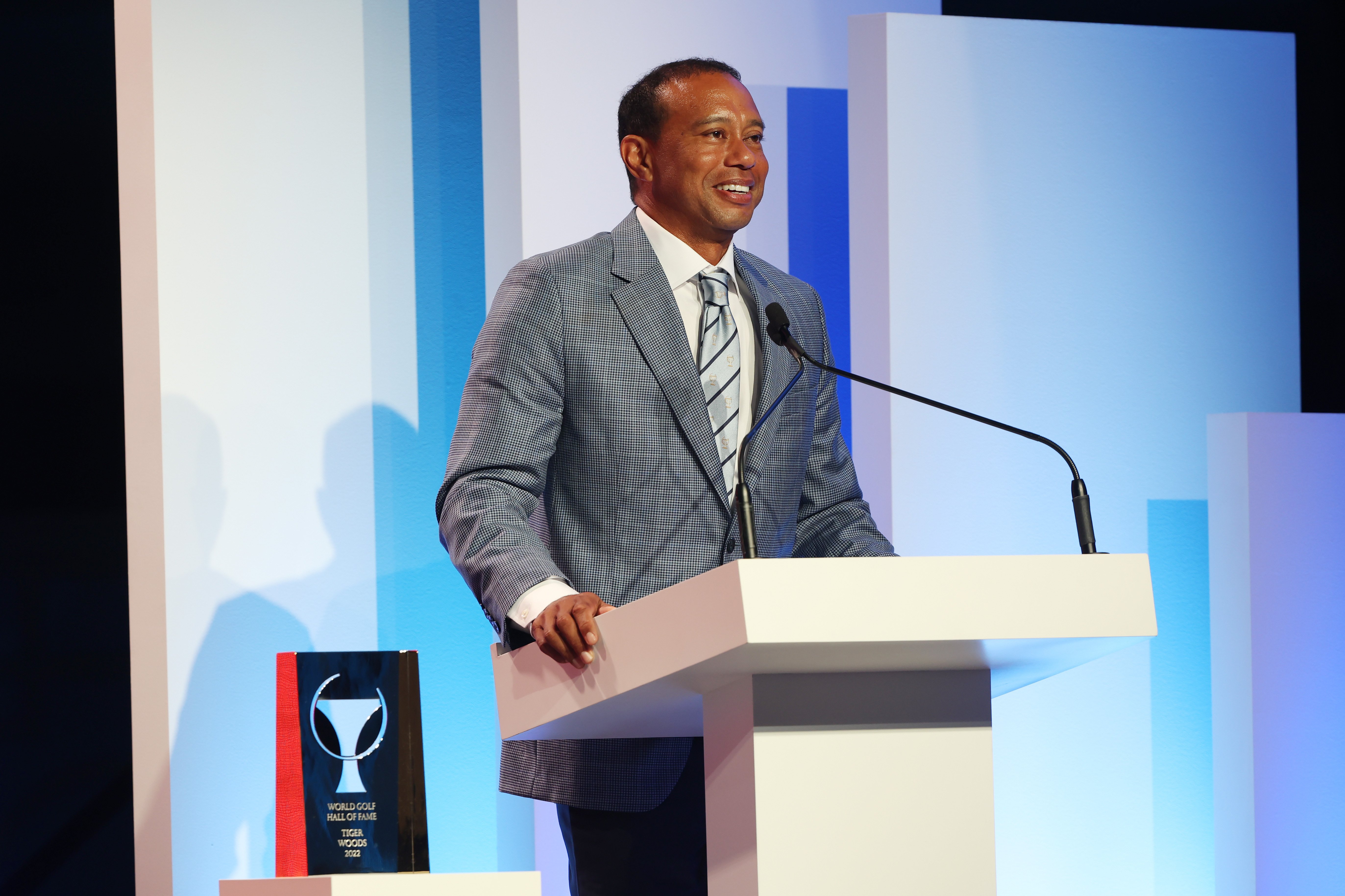 Inductee Tiger Woods speaks at the 2022 World Golf Hall of Fame Induction at the PGA TOUR Global Home on March 09, 2022 in Ponte Vedra Beach, Florida. | Source: Getty Images