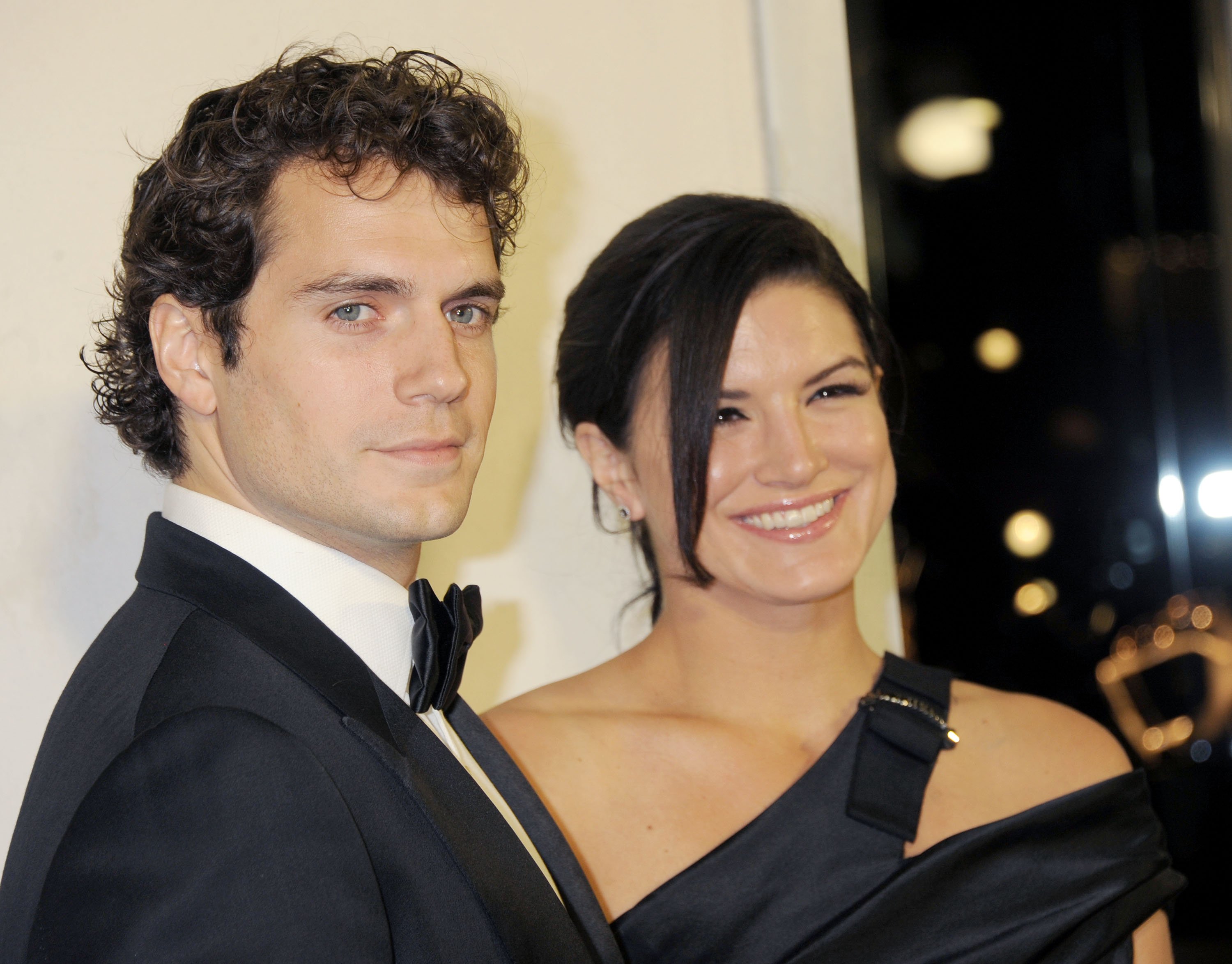Henry Cavill and Gina Carano at a cocktail party for Project Angel Food at TOM FORD in Beverly Hills, California, on February 21, 2013. | Source: Getty Images