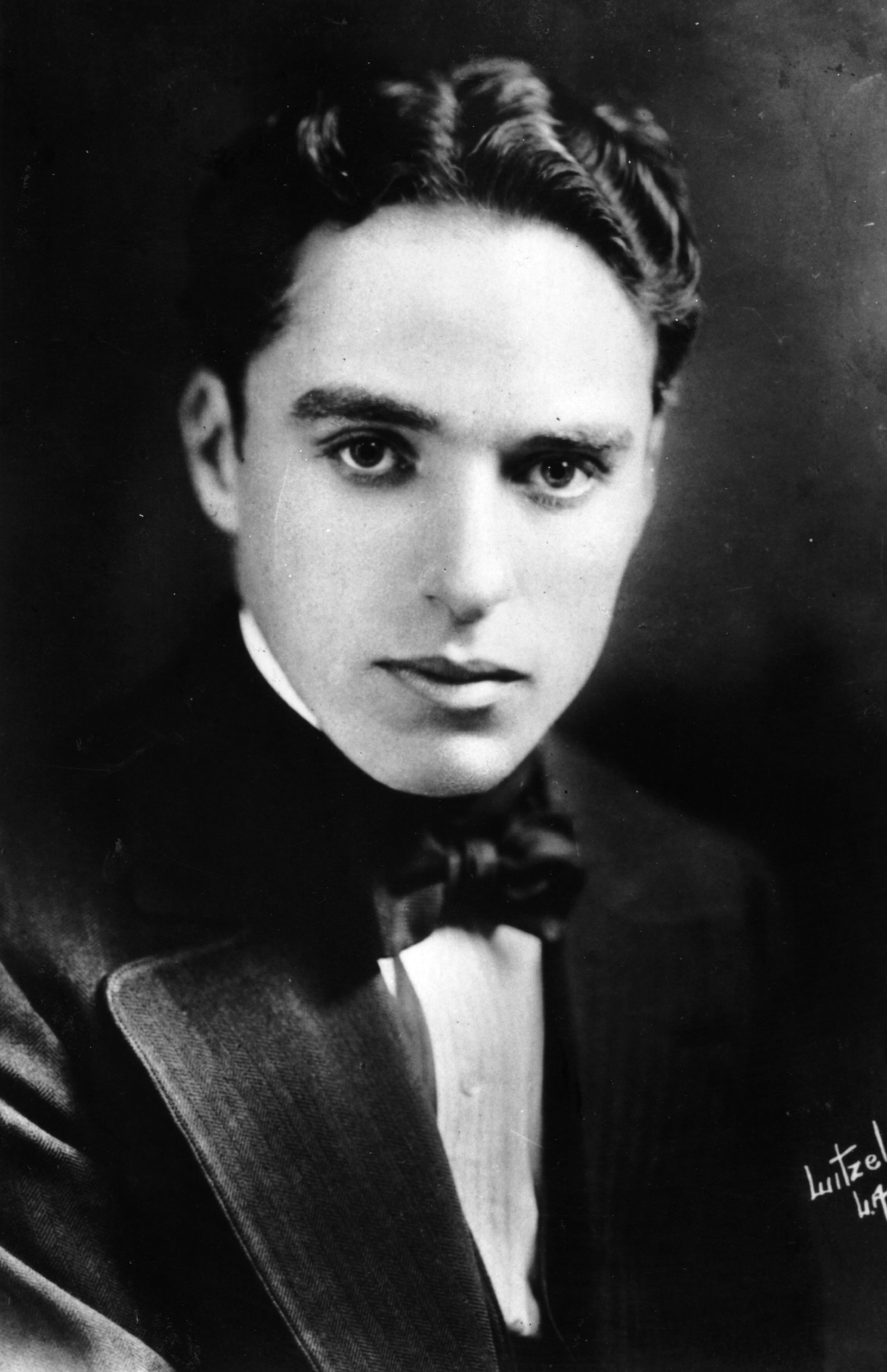 Charles Spencer Chaplin posing for a photo circa 1914 | Source: Getty Images