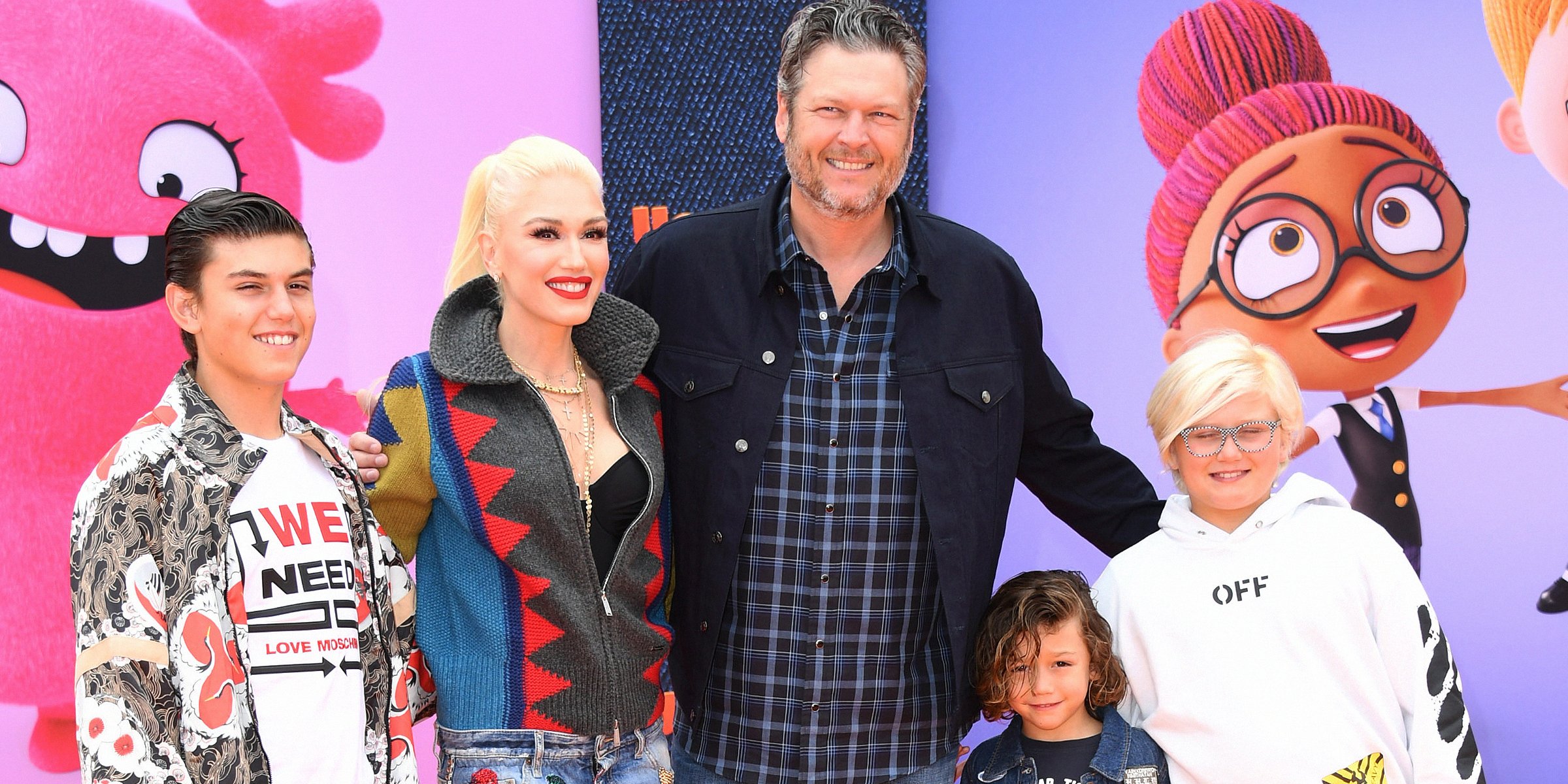 Kingston Rossdale, Gwen Stefani, Blake Shelton, Zuma Rossdale and Apollo Rossdale ┃Source: instagram.com/blakeshelton┃Source: Getty Images