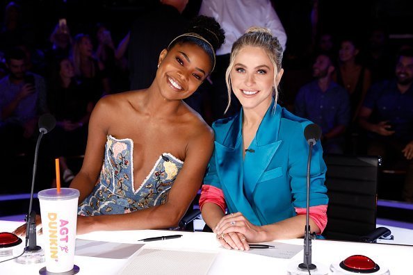 Gabrielle Union & Julianne Hough on set of America's Got Talent Season 14 | Photo: Getty Images