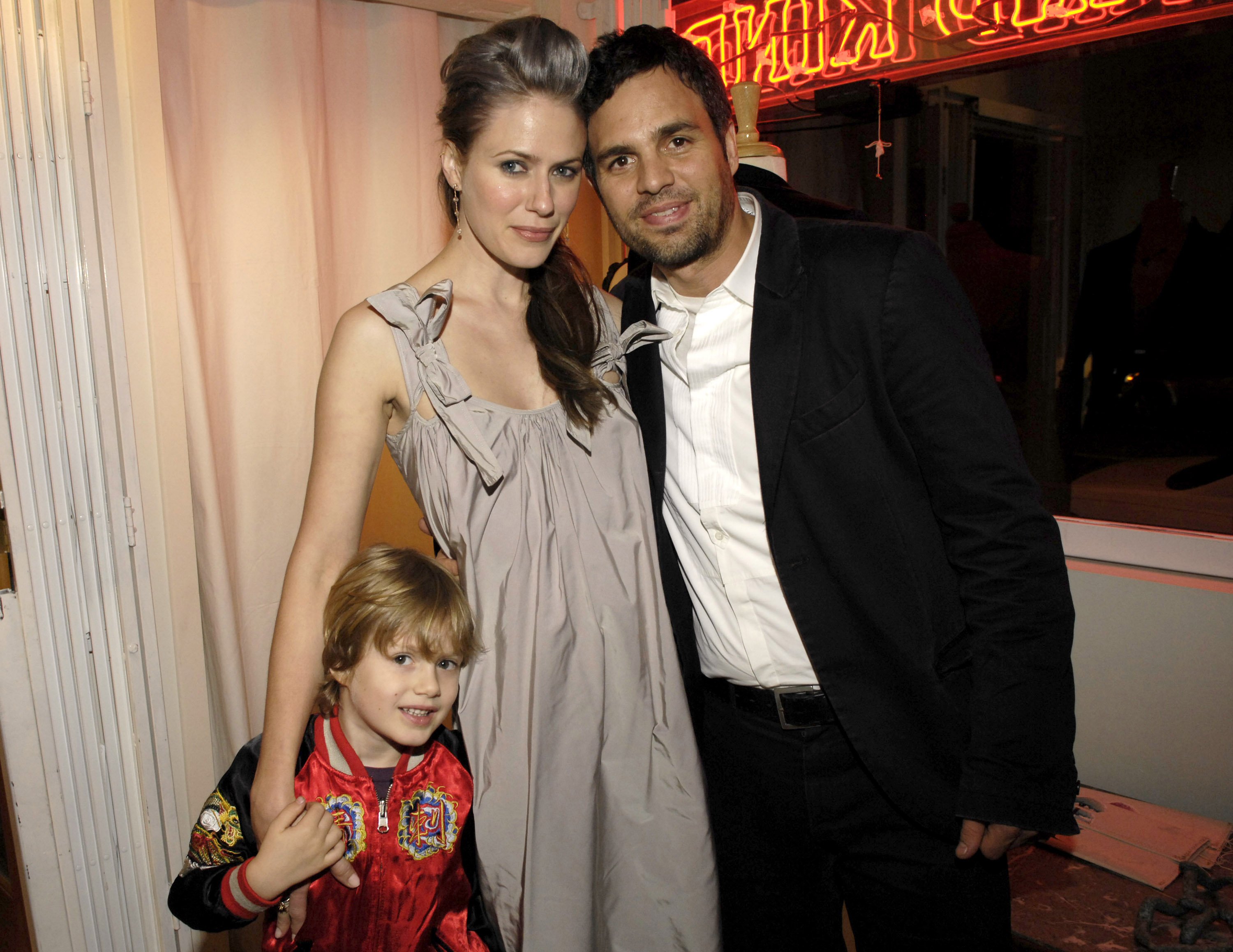 Mark Ruffaloand wife, Sunrise Ruffalo with son at the Pade Vavra Trunk Show on December 13, 2006 at Kaviar and Kind in Los Angeles, California, United States. | Source: Getty Images