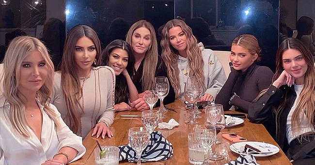 Caitlyn Jenner, Sophia  Hutching and the Kar-Jenner clan. | Photo: Getty Images