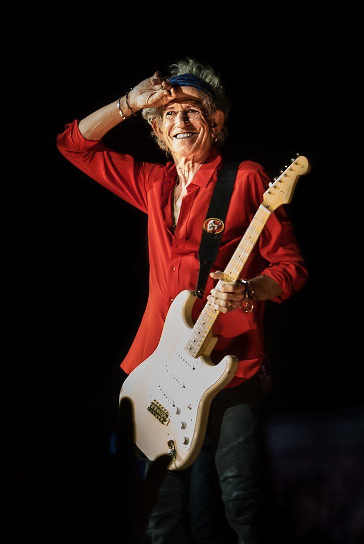 Keith Richards during a concert in Warsaw in 2018 | Photo: Wikimedia Commons Images