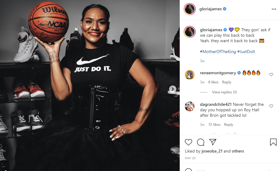 Gloria James in a nike t-shirt , posing with a basketball | Photo: Instagram/gloriajames