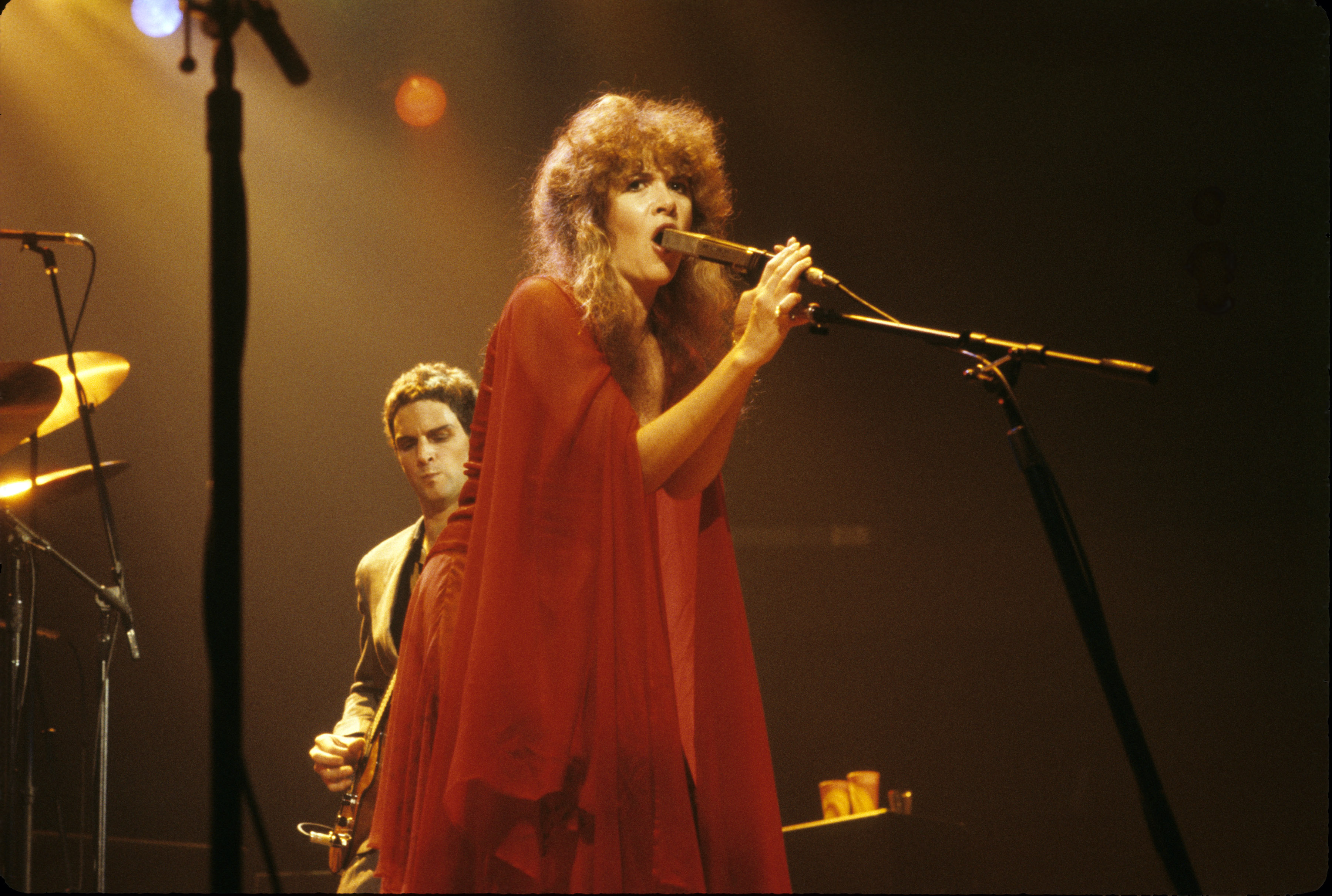 Stevie Nicks performing live onstage in 1979 | Source: Getty Images