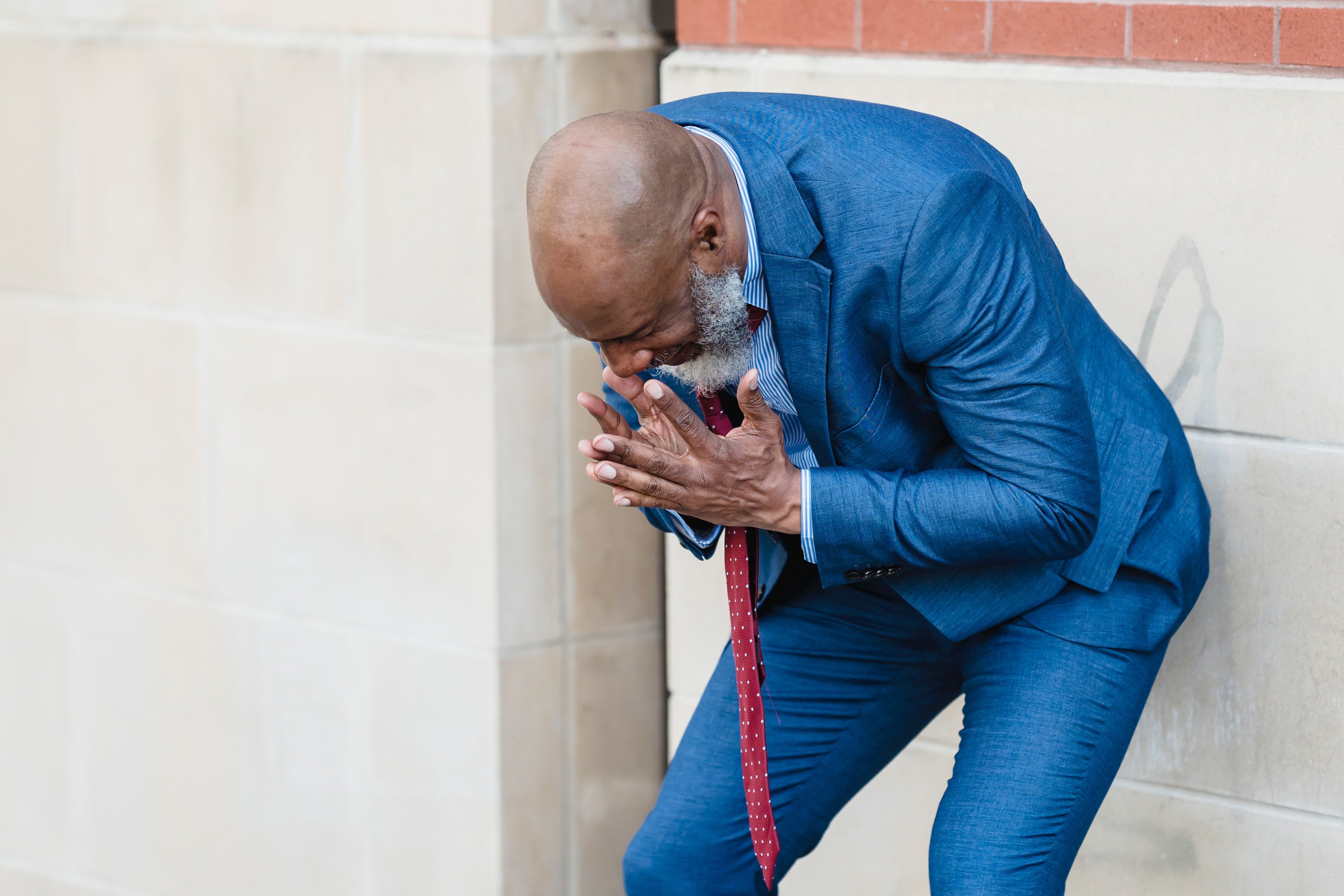 The elderly man was not feeling well | Photo: Pexels