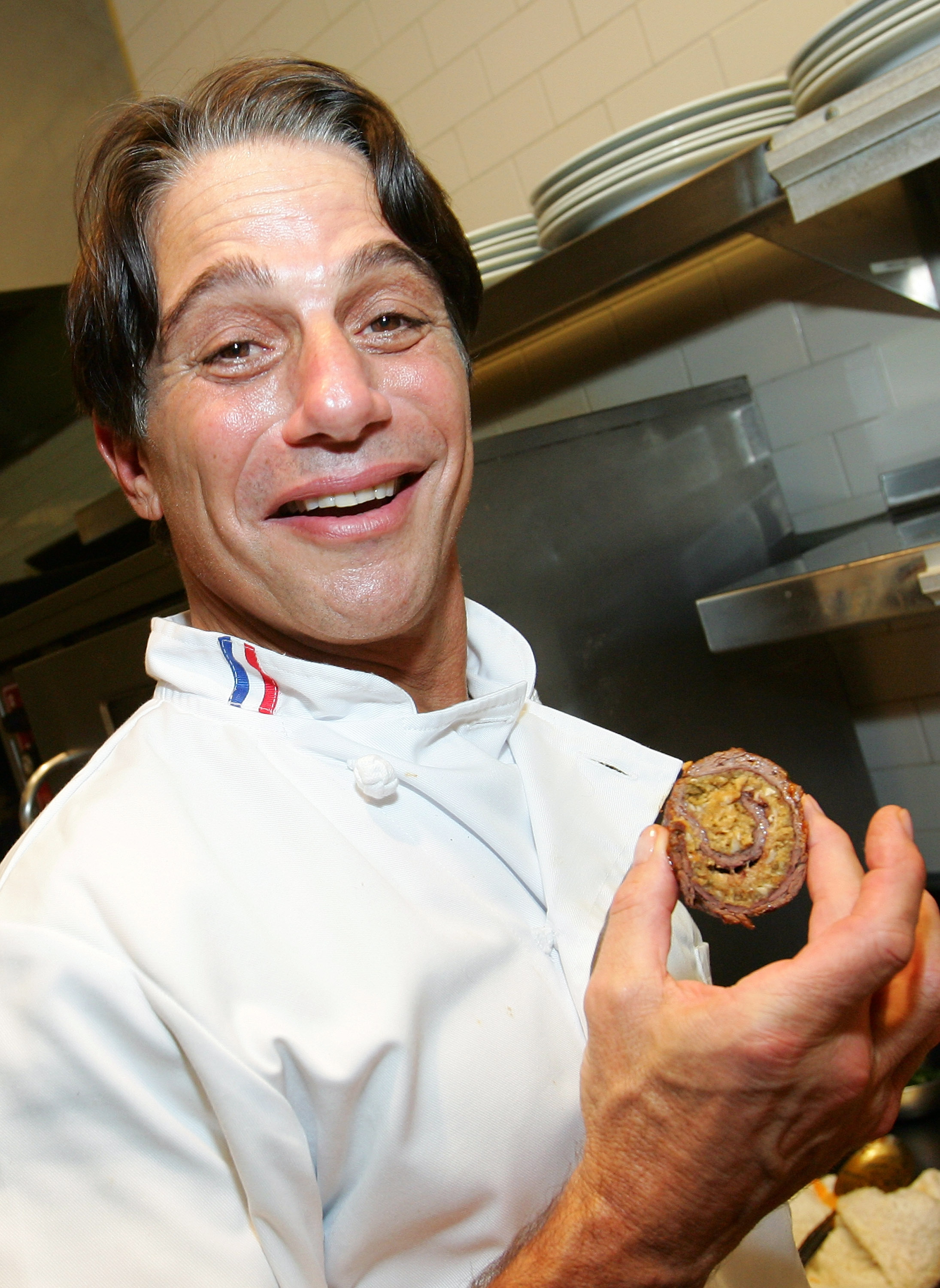 The famous actor photographed at the Eiffel Tower Restaurant at the Paris Las Vegas on October 30, 2007. | Source: Getty Images