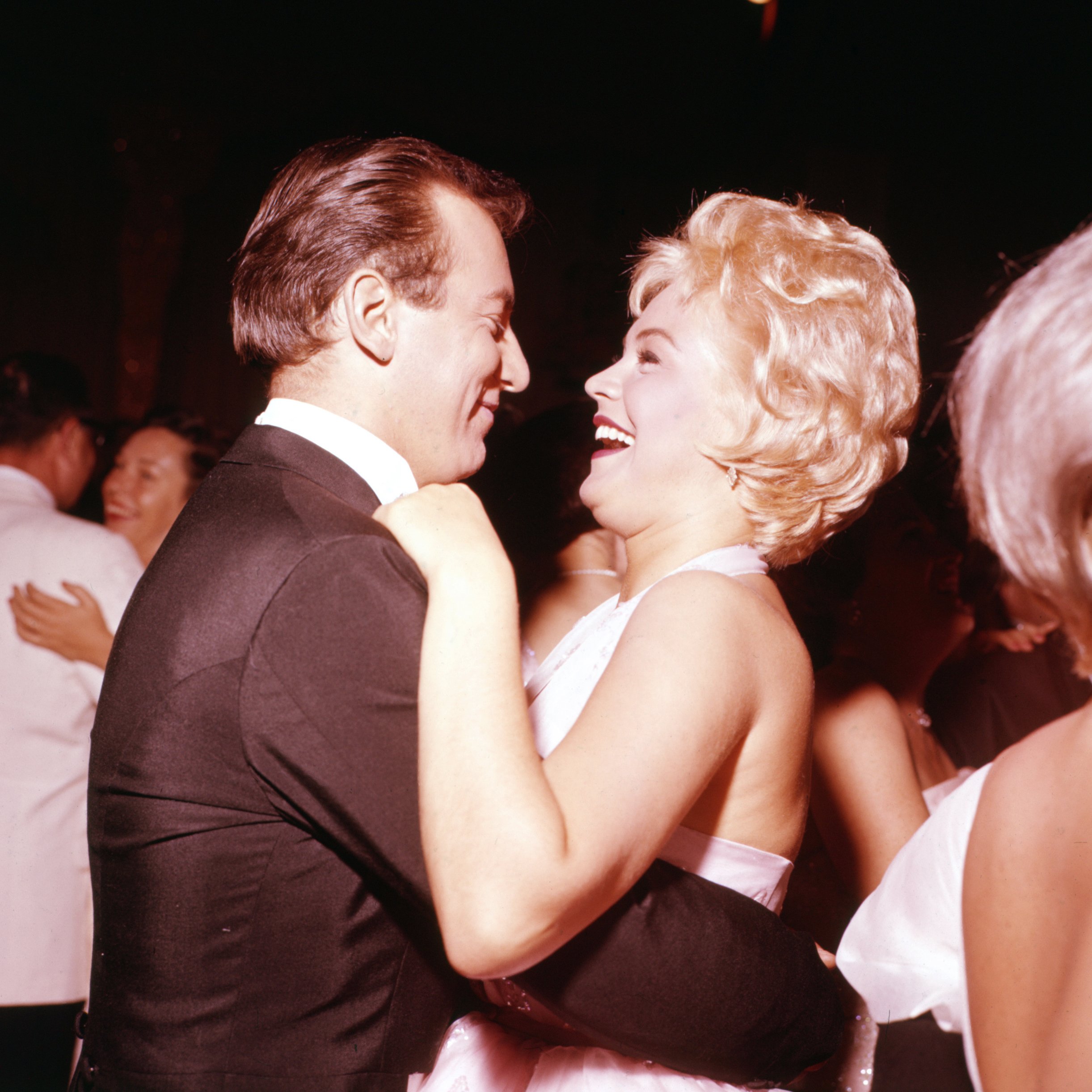 Bobby Darin and his wife, actress Sandra Dee, at the 33rd Academy Awards, in Santa Monica, California, on April 17, 1961 | Source: Getty Images