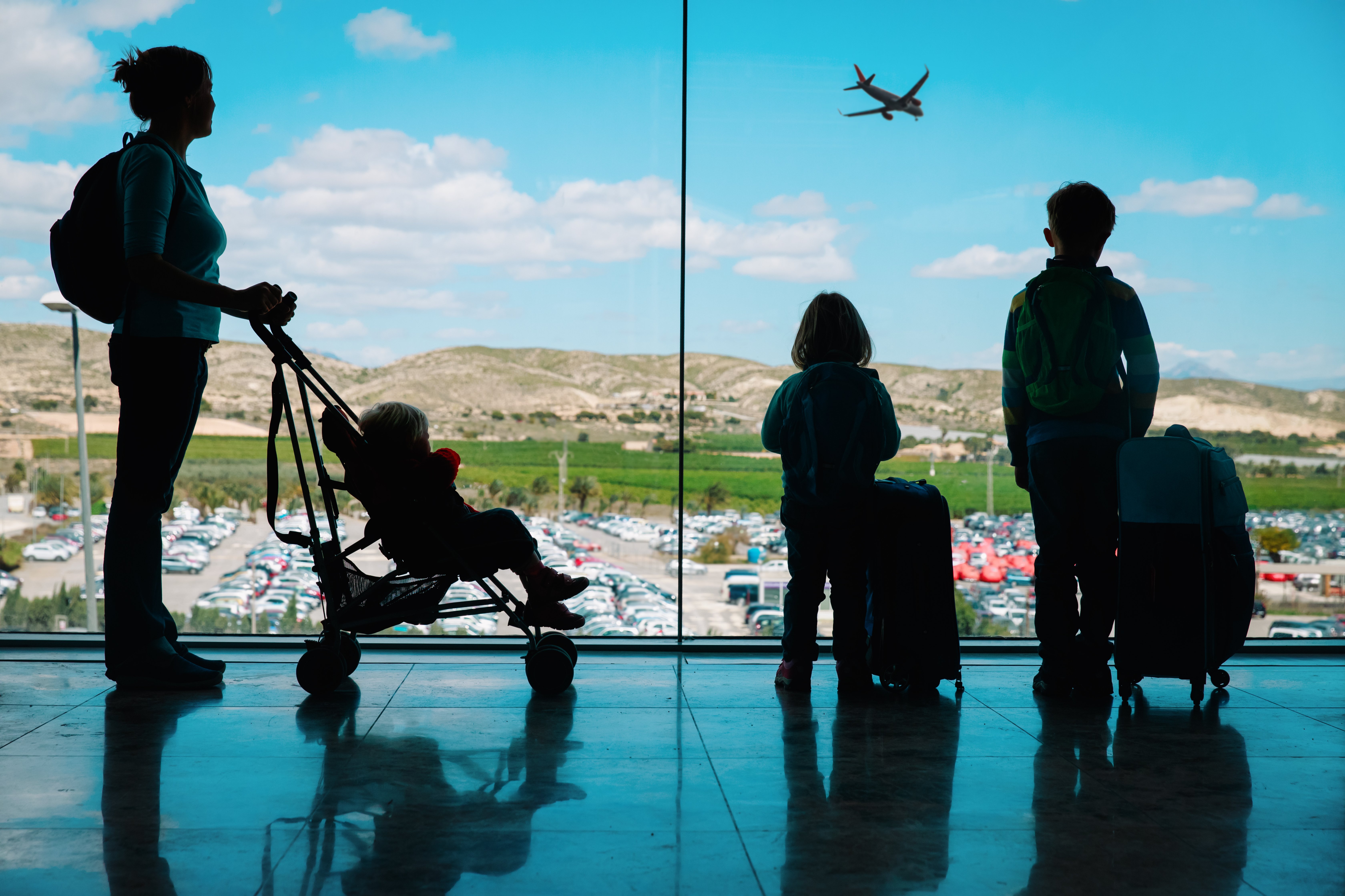 Linda's family decided to move to Europe at the end of her school year. | Source: Shutterstock