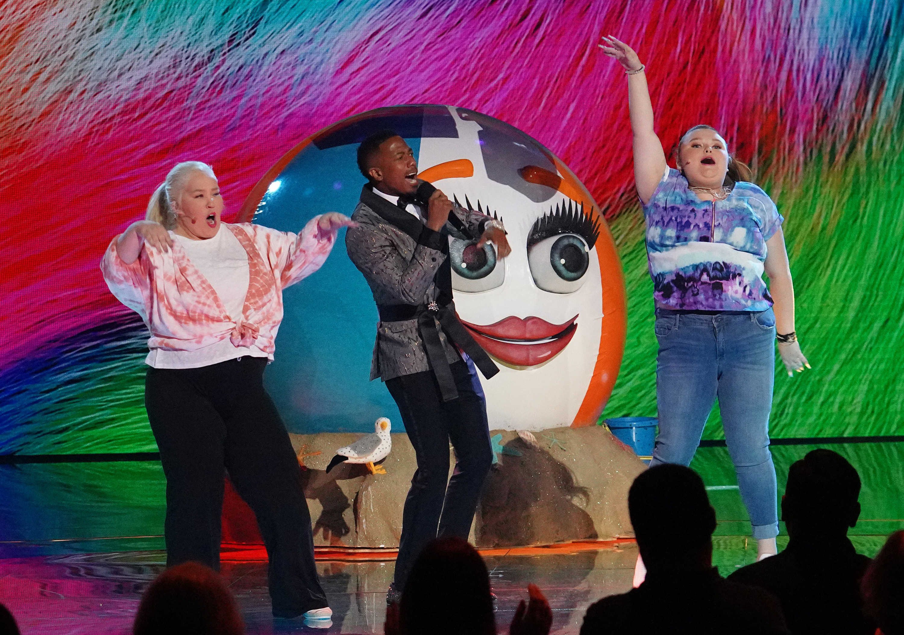June Shannon, host Nick Cannon, and Alana Thompson on FOX's "The Masked Singer" in 2022. Source: Getty Images