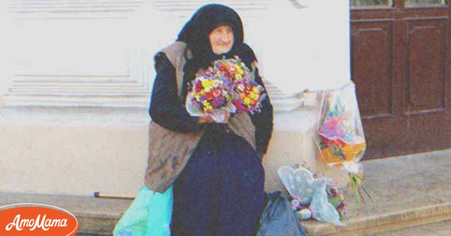 Geraldine was an old woman who sold flowers on the street. | Source: Getty Images