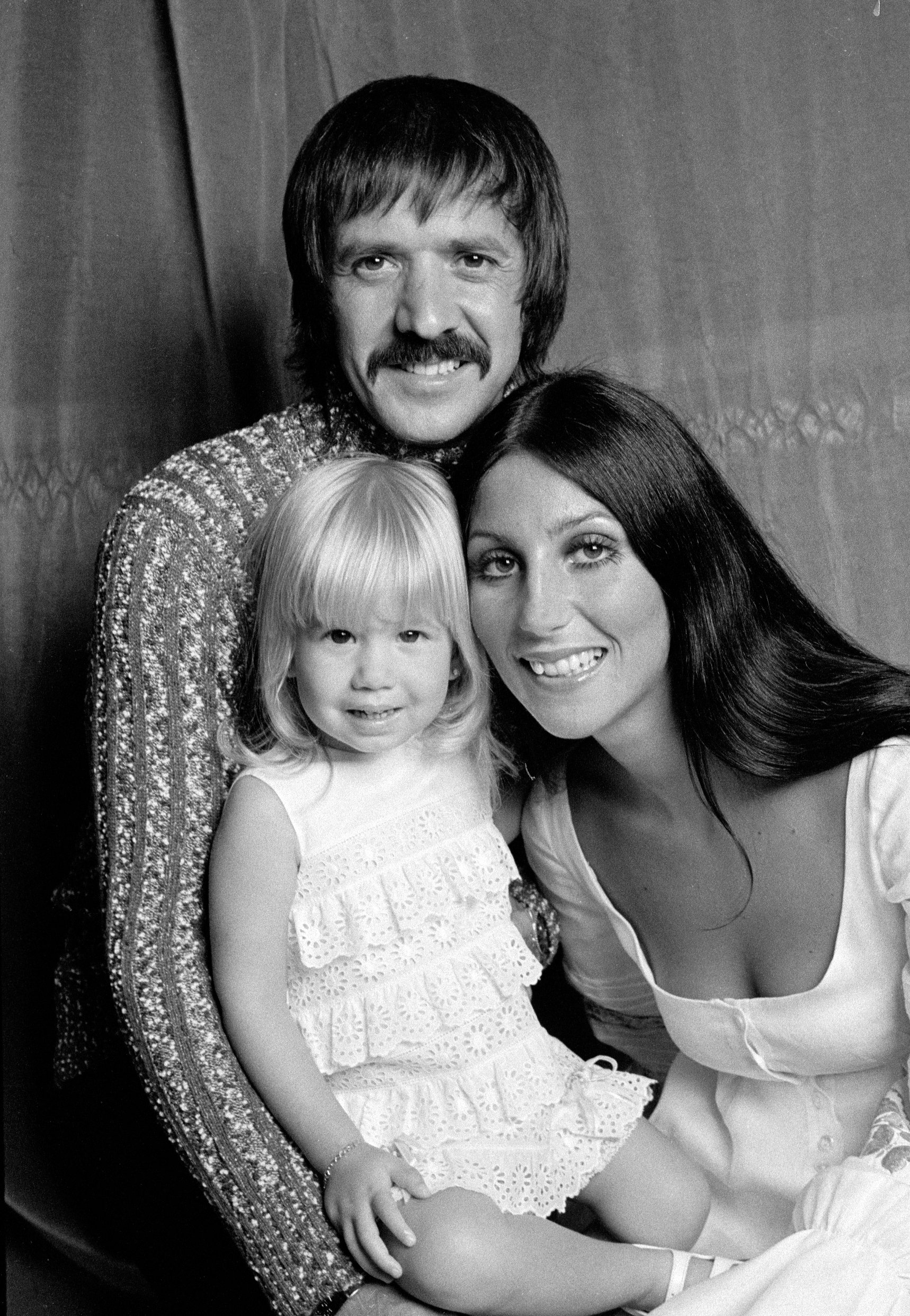Singers Sonny Bono and Cher pose with their daughter Chastity Bono for the television variety show 'The Sonny and Cher Comedy Hour,' July 1, 1971. | Source: Getty Images